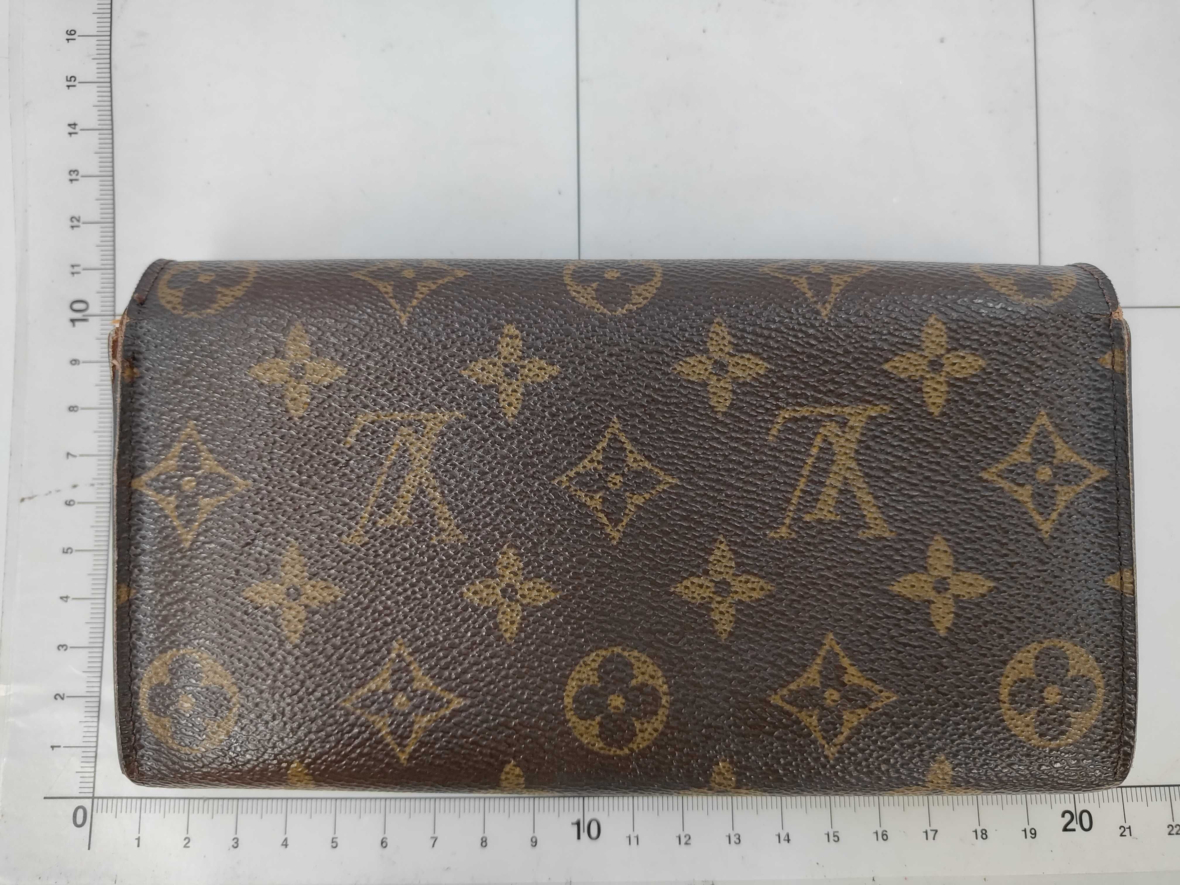 Monogram Louis Vuitton Monogram Portefeuille Sarah CT0085 Wallet — view 2