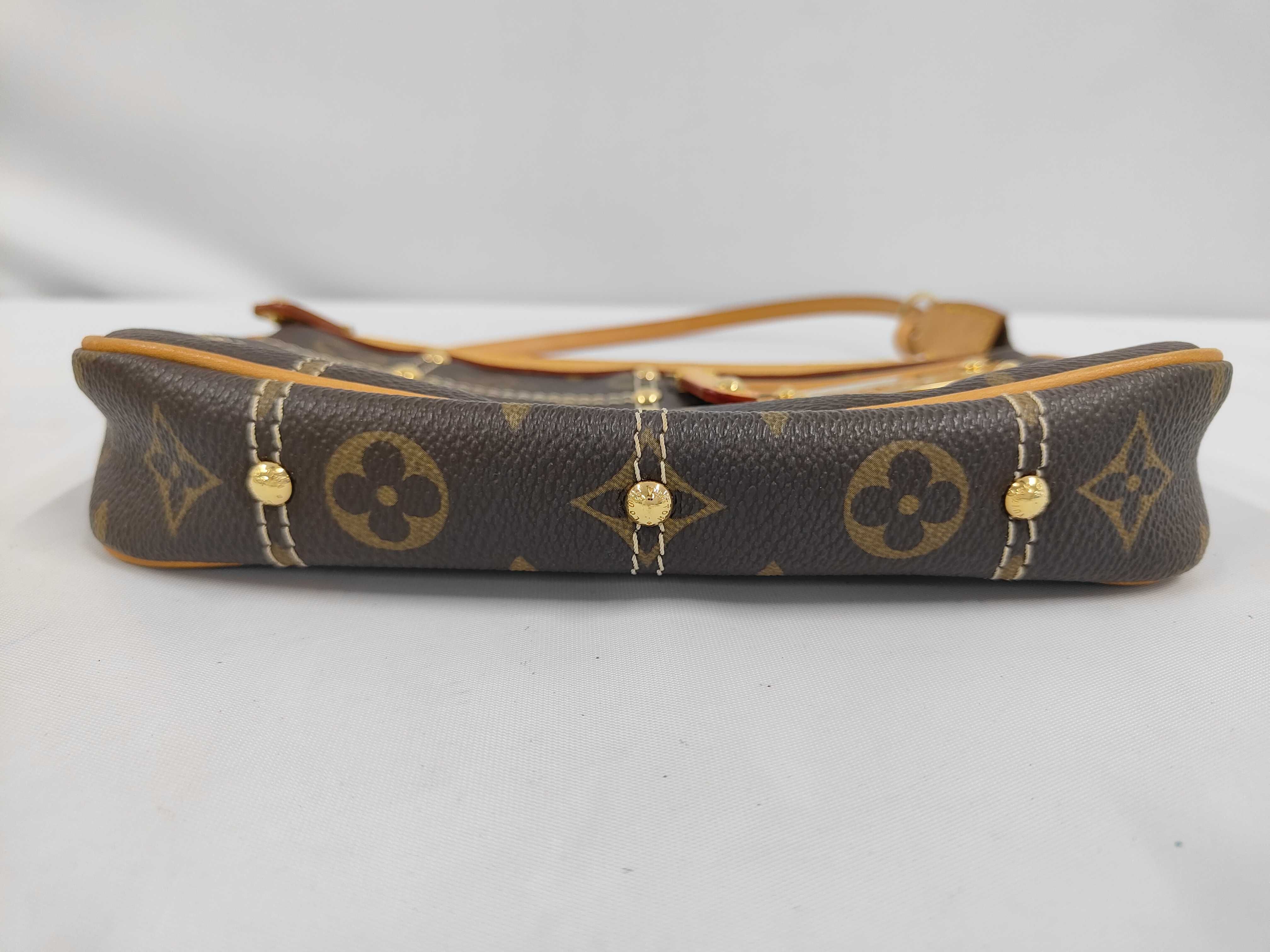 Pochette Accessoires Monogram Rivet M40141 CA0057 Shoulder Bag — view 3