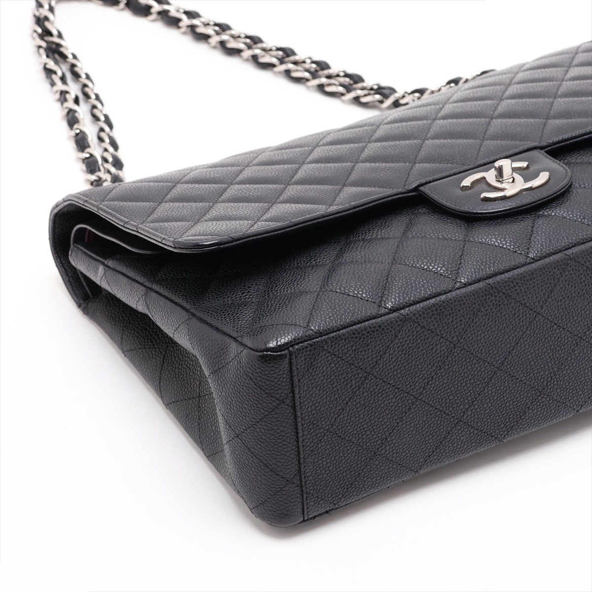 Large Matelassé 34 Maxi Caviar Skin Double Flap Double Chain — view 4