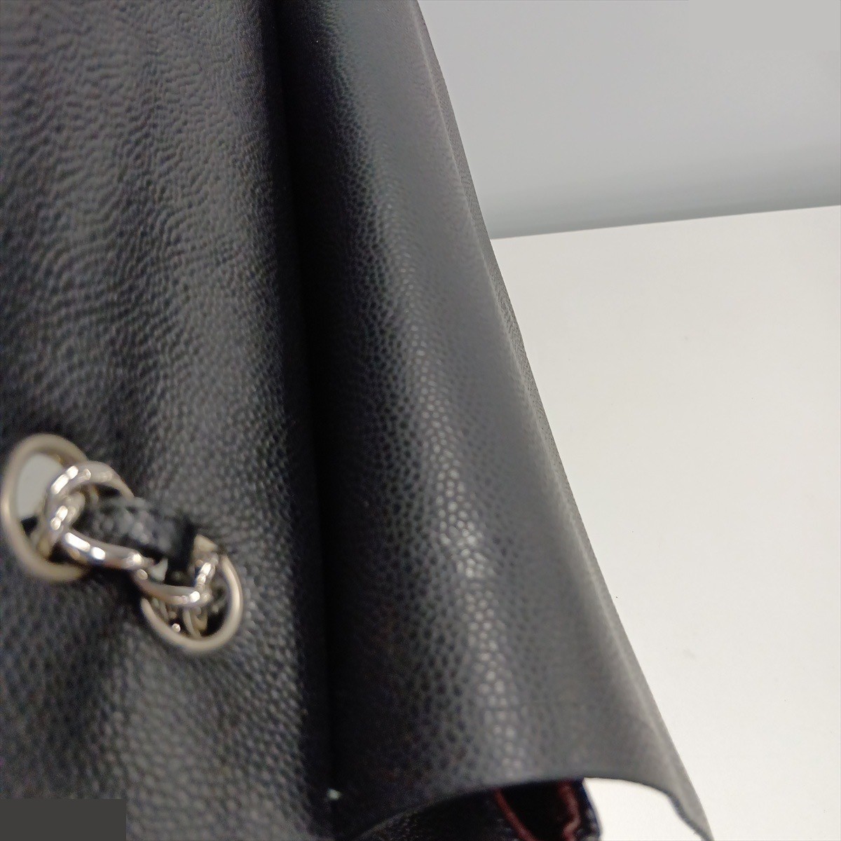 Large Matelassé 34 Maxi Caviar Skin Double Flap Double Chain — view 9