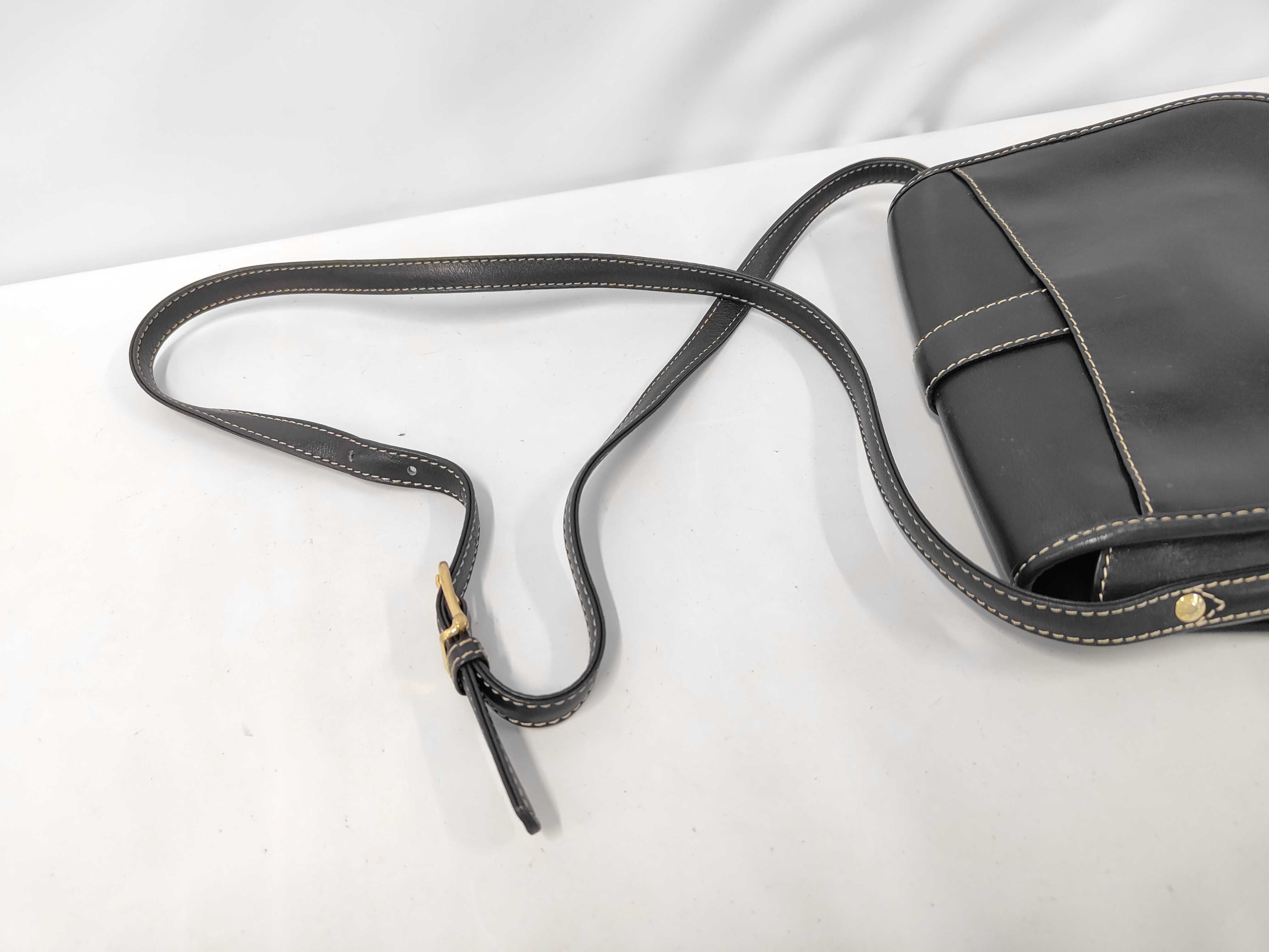 Vintage Leather Shoulder Bag — view 5