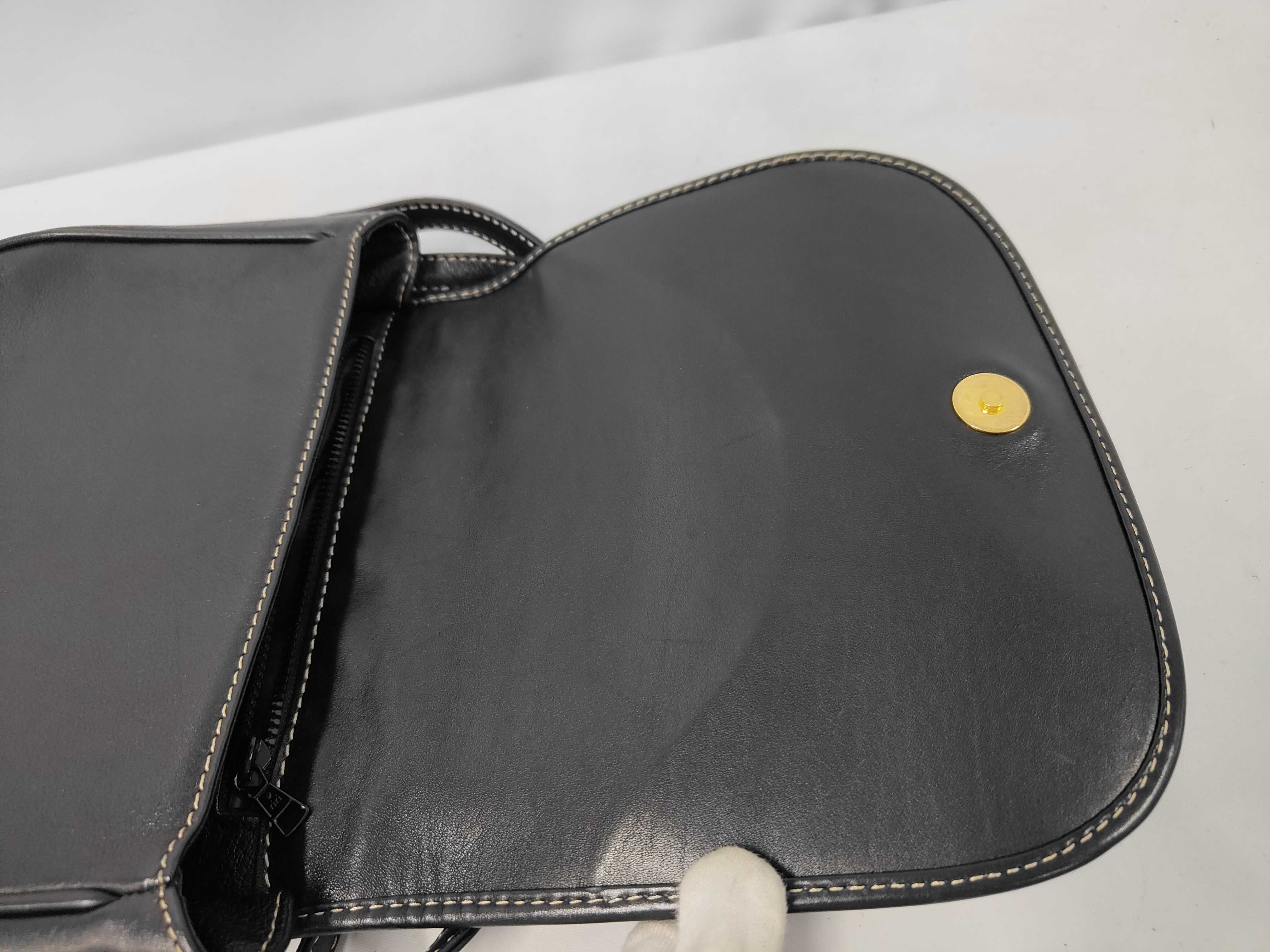 Vintage Leather Shoulder Bag — view 8