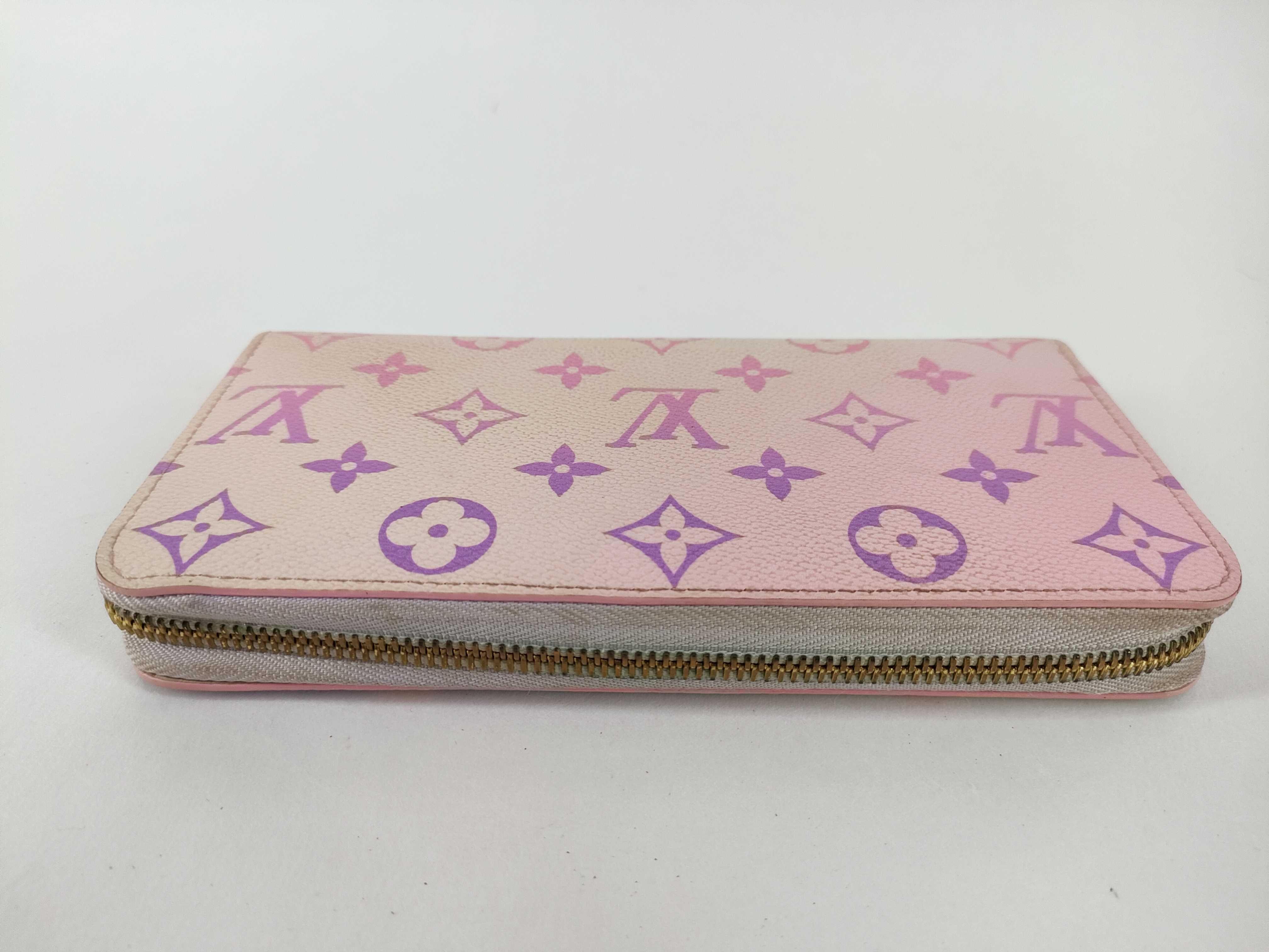 Monogram Louis Vuitton LV Zippy Wallet Sunrise Pastel / IC tag compatible Box Wallet — view 8