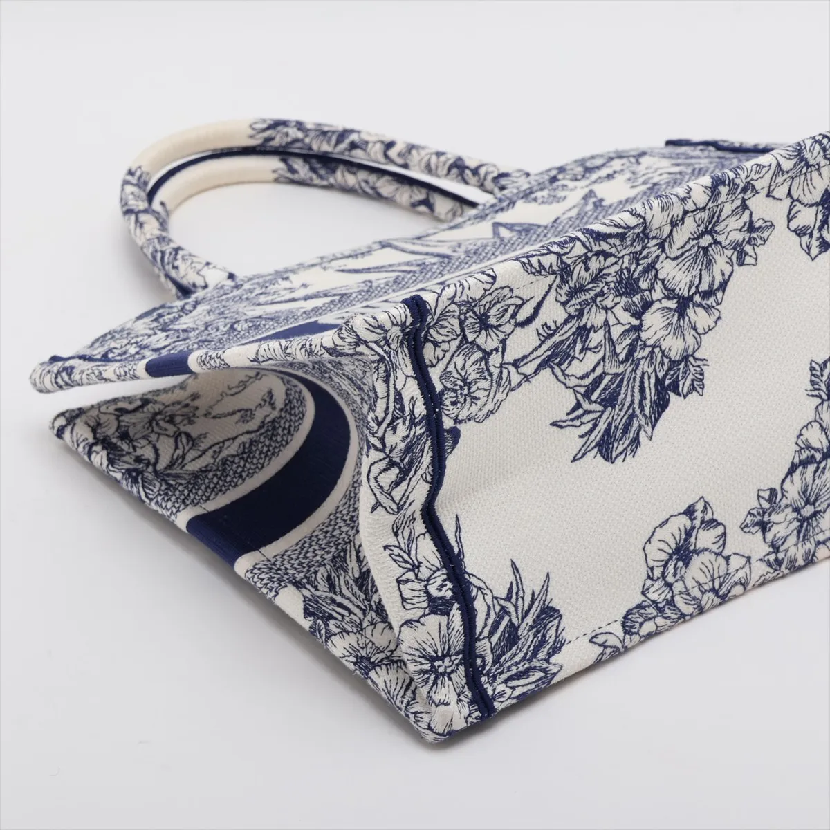 Book Tote Medium Canvas Tote Bag White x Blue — view 4