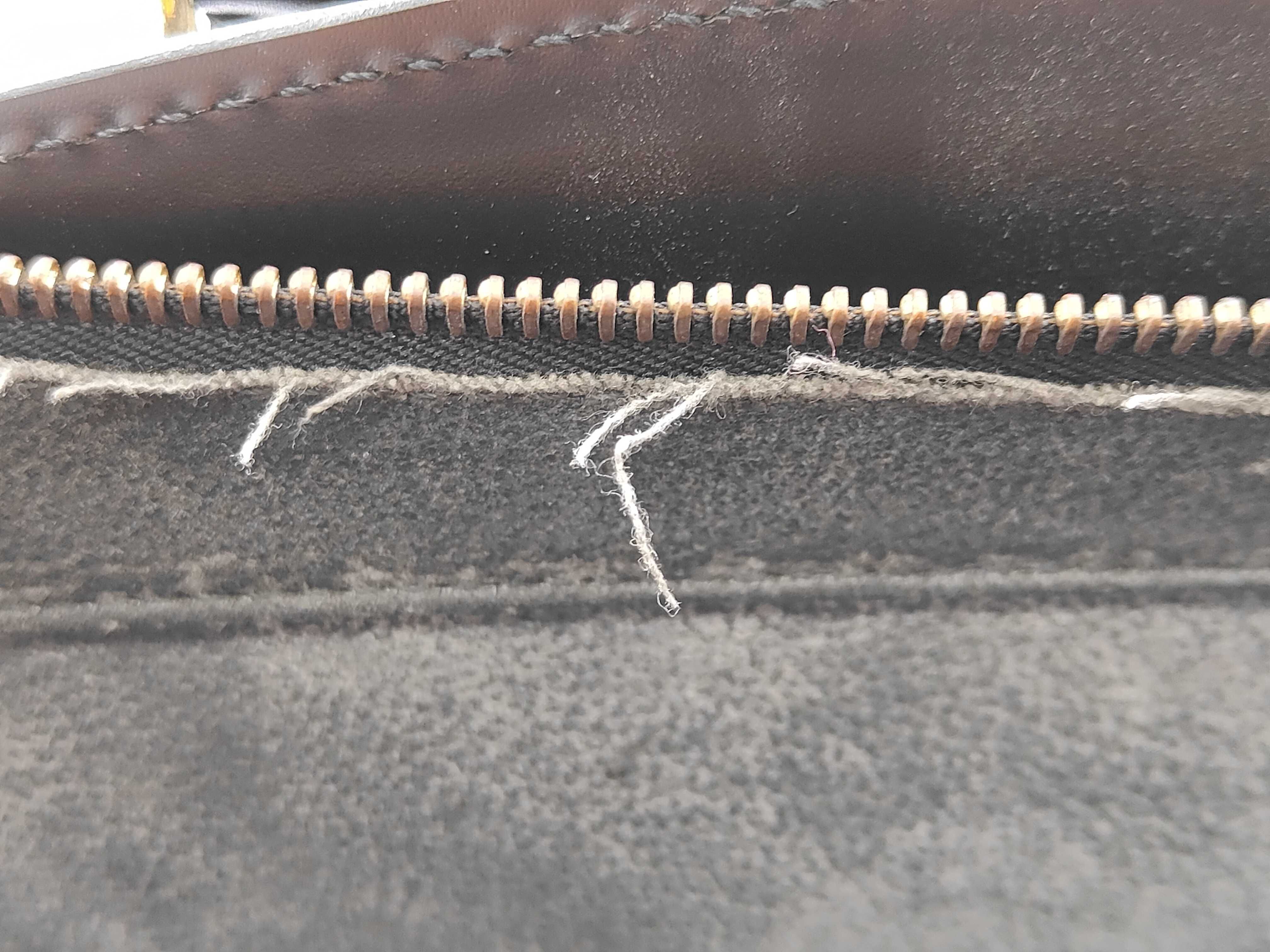 Epi Riviera Noir Handbag — view 13