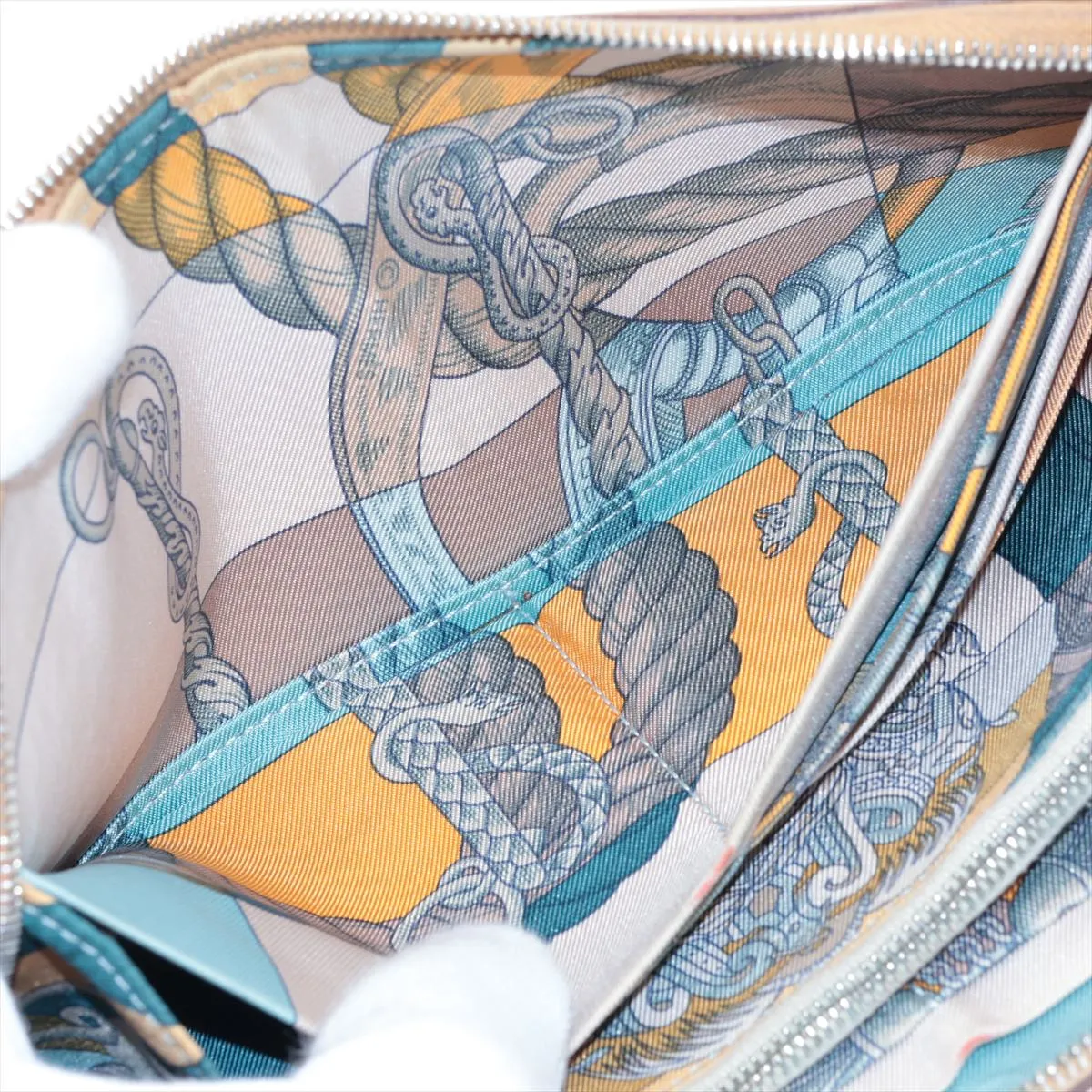 Azap Long Silk In Veau Epsom Round Zip Wallet Gold Silver Hardware T: 2015 — view 4