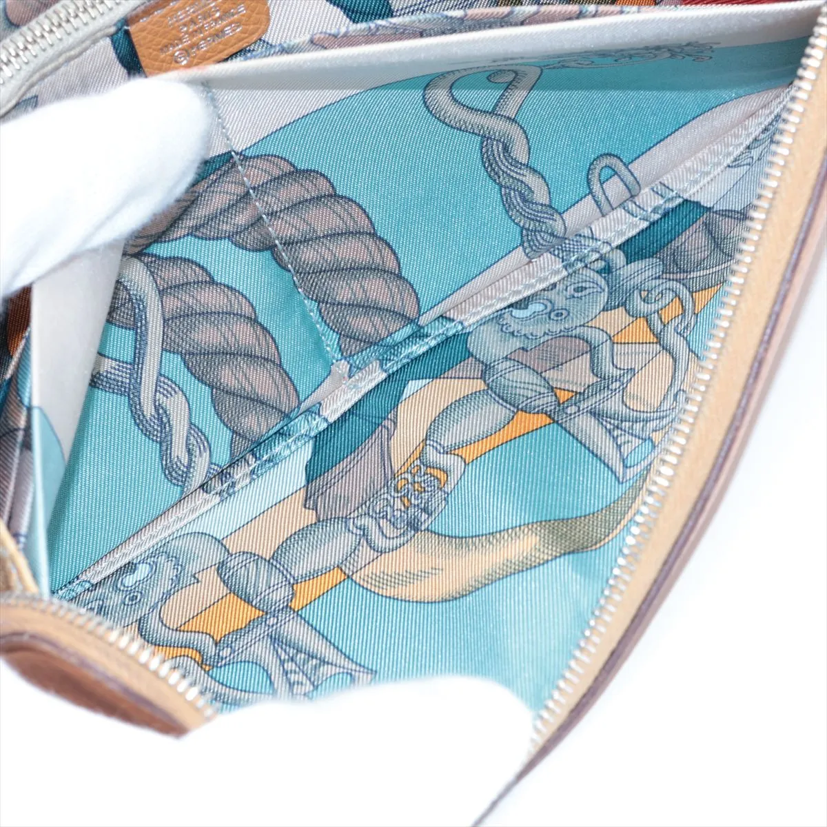 Azap Long Silk In Veau Epsom Round Zip Wallet Gold Silver Hardware T: 2015 — view 7
