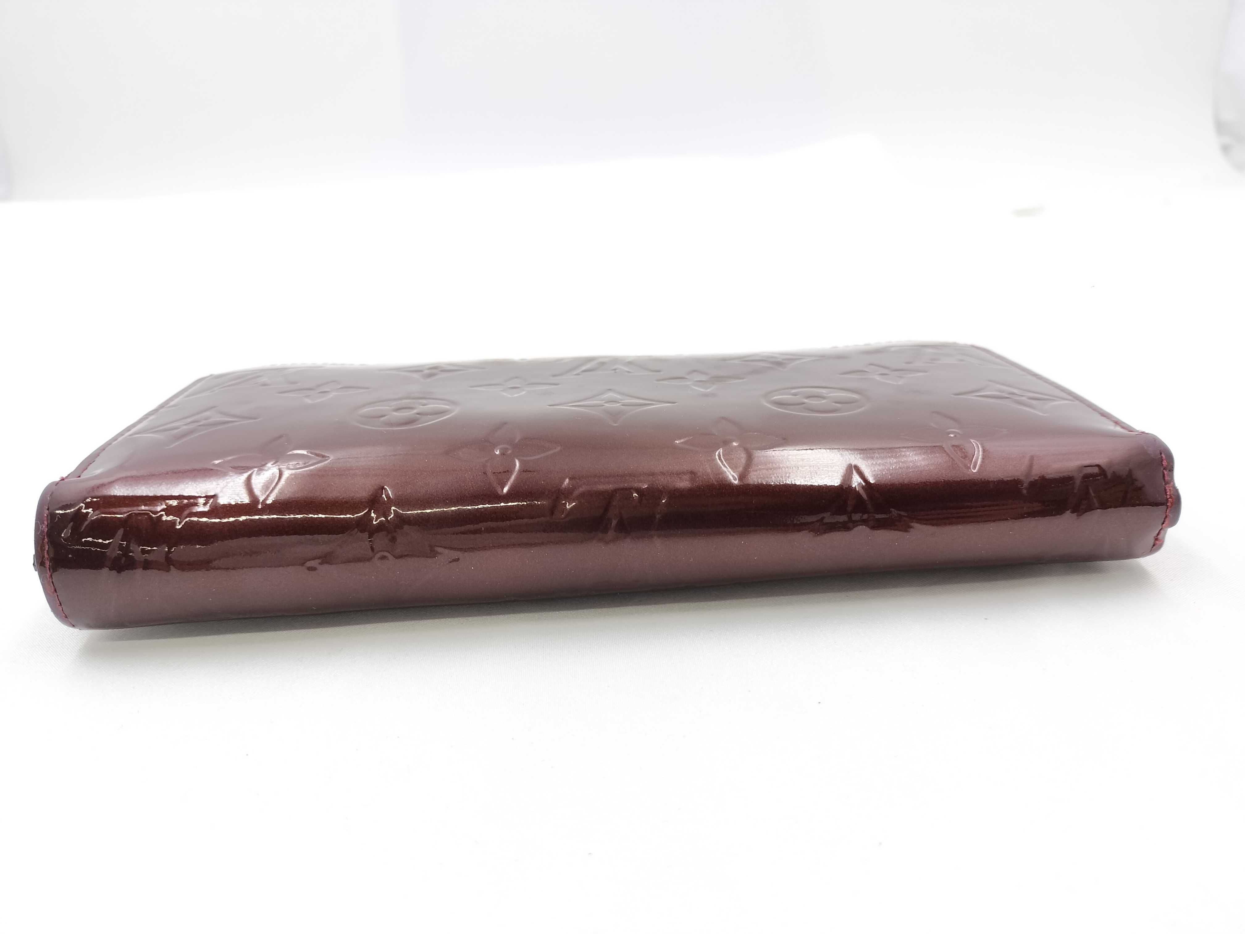 Vernis Amarante Zippy M93522 Wallet — view 3