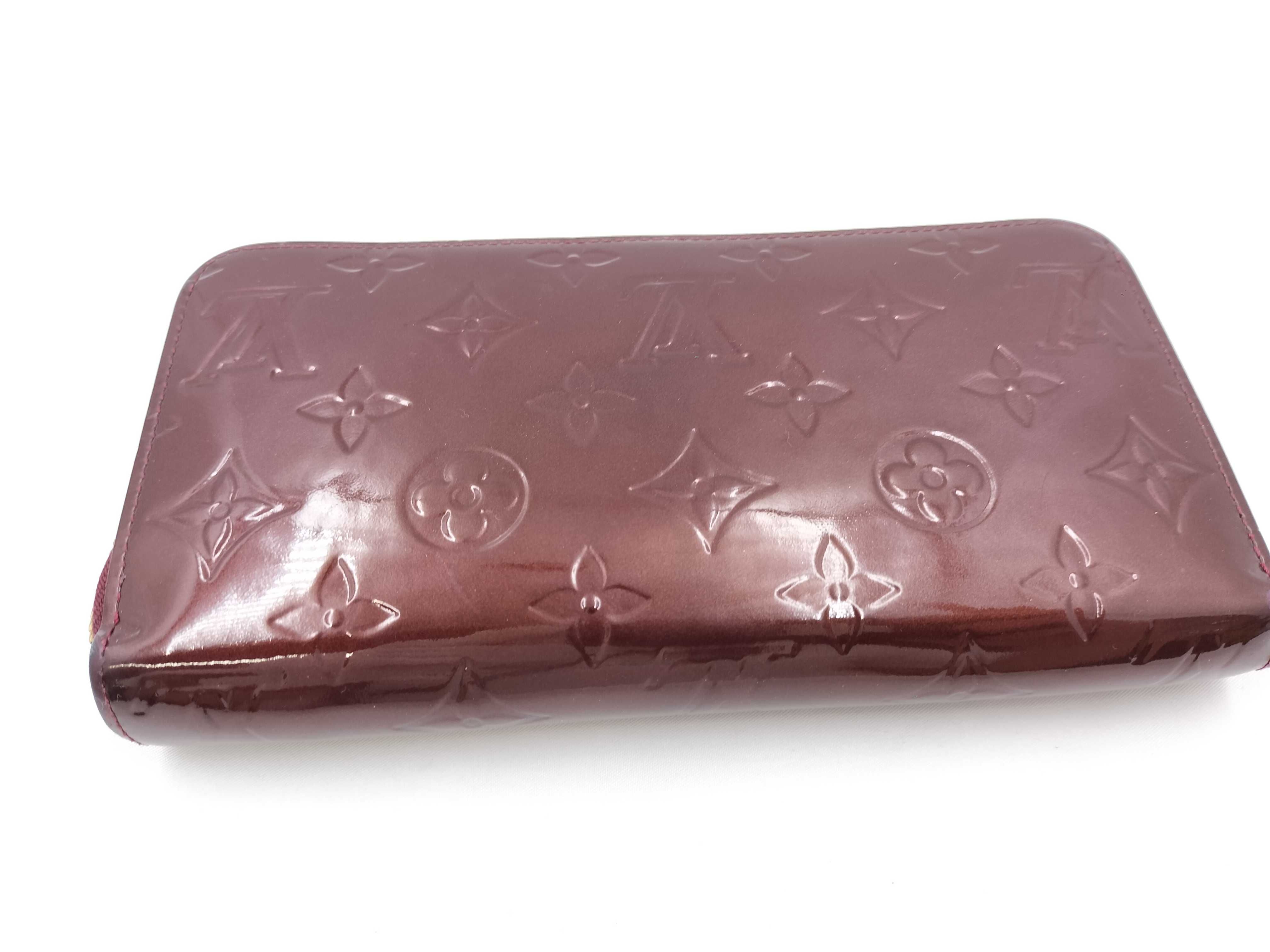 Vernis Amarante Zippy M93522 Wallet — view 4