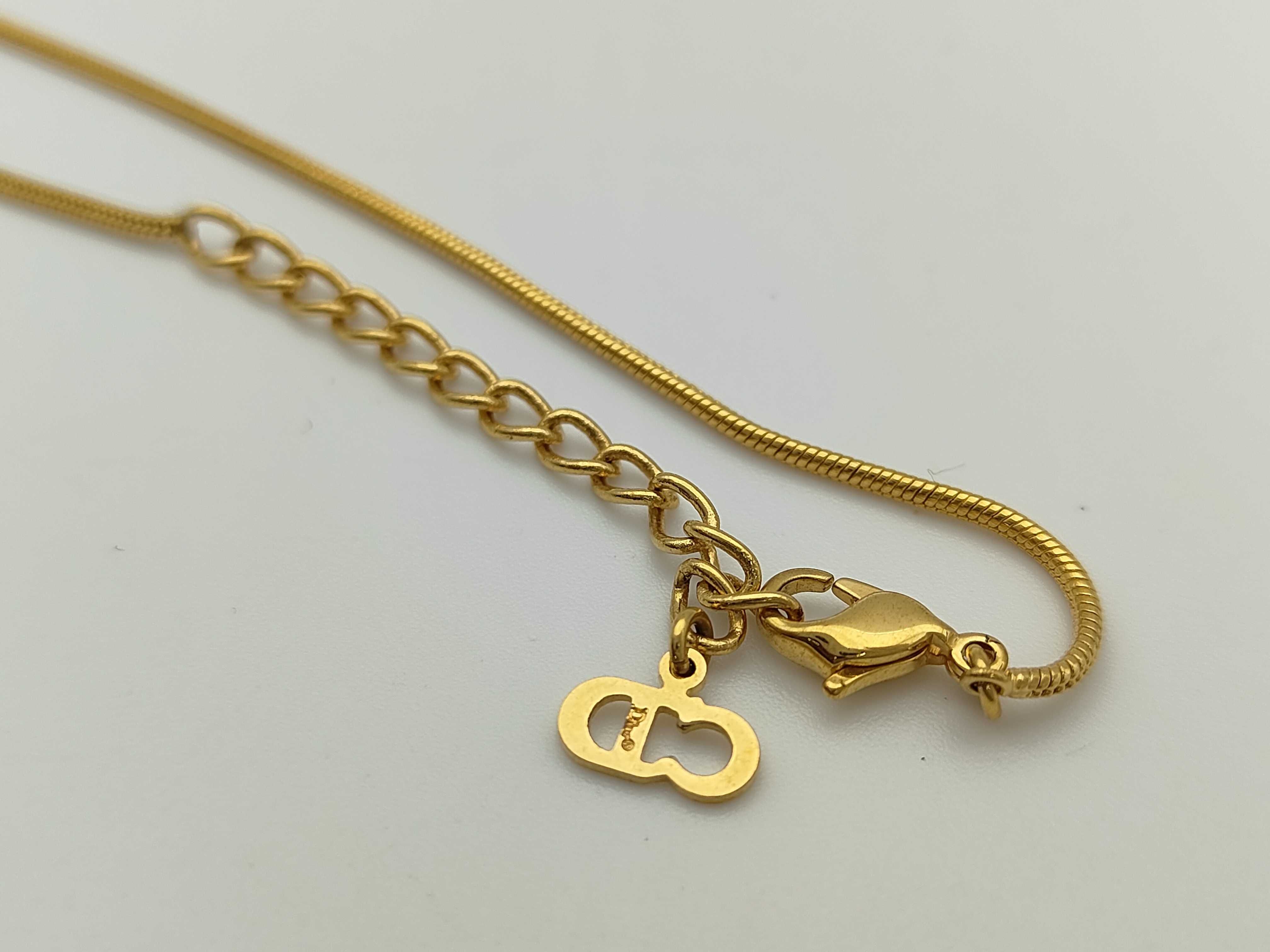 Christian Heart Motif Logo Gold Necklace — view 3