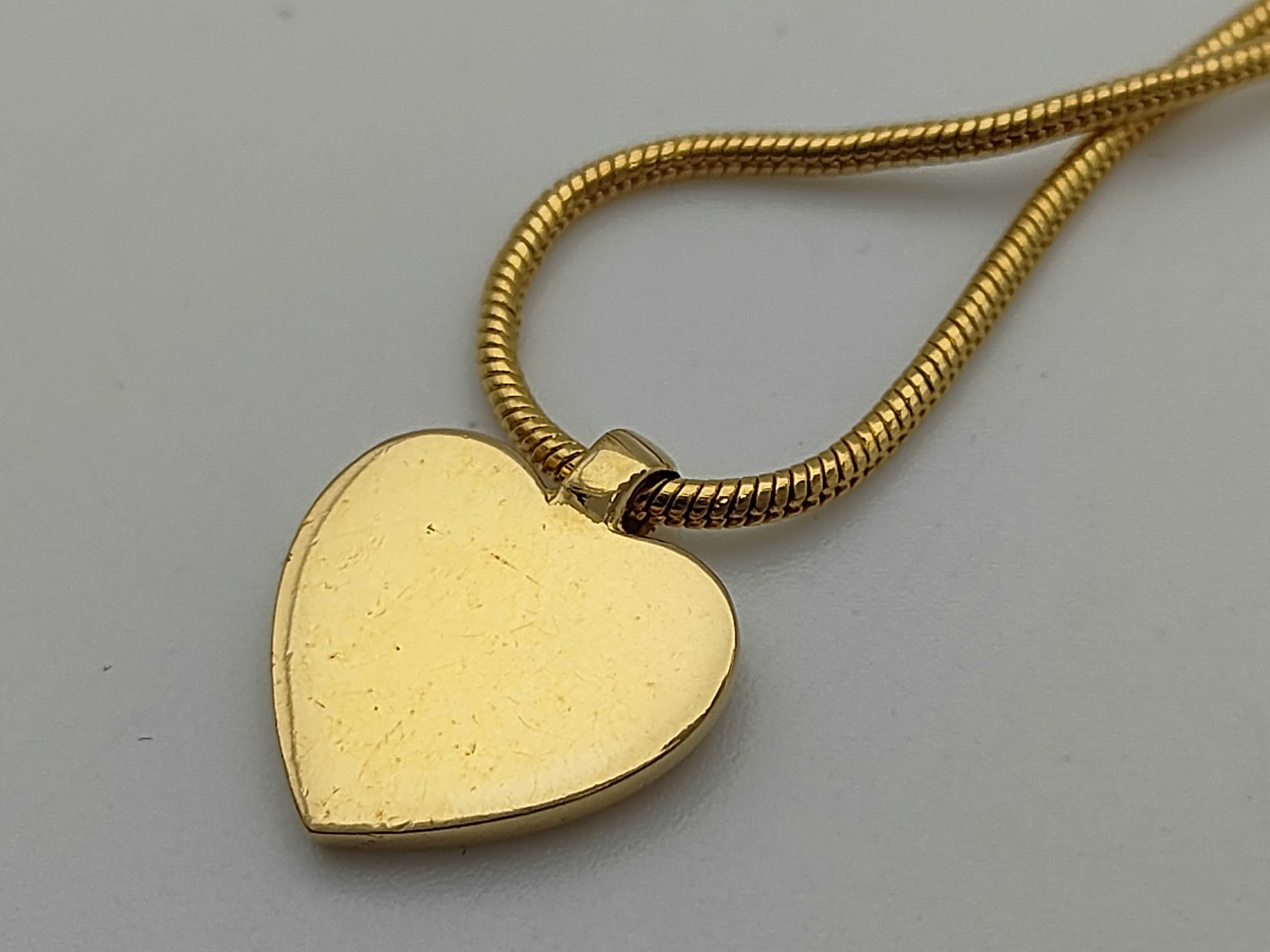 Christian Heart Motif Logo Gold Necklace — view 4