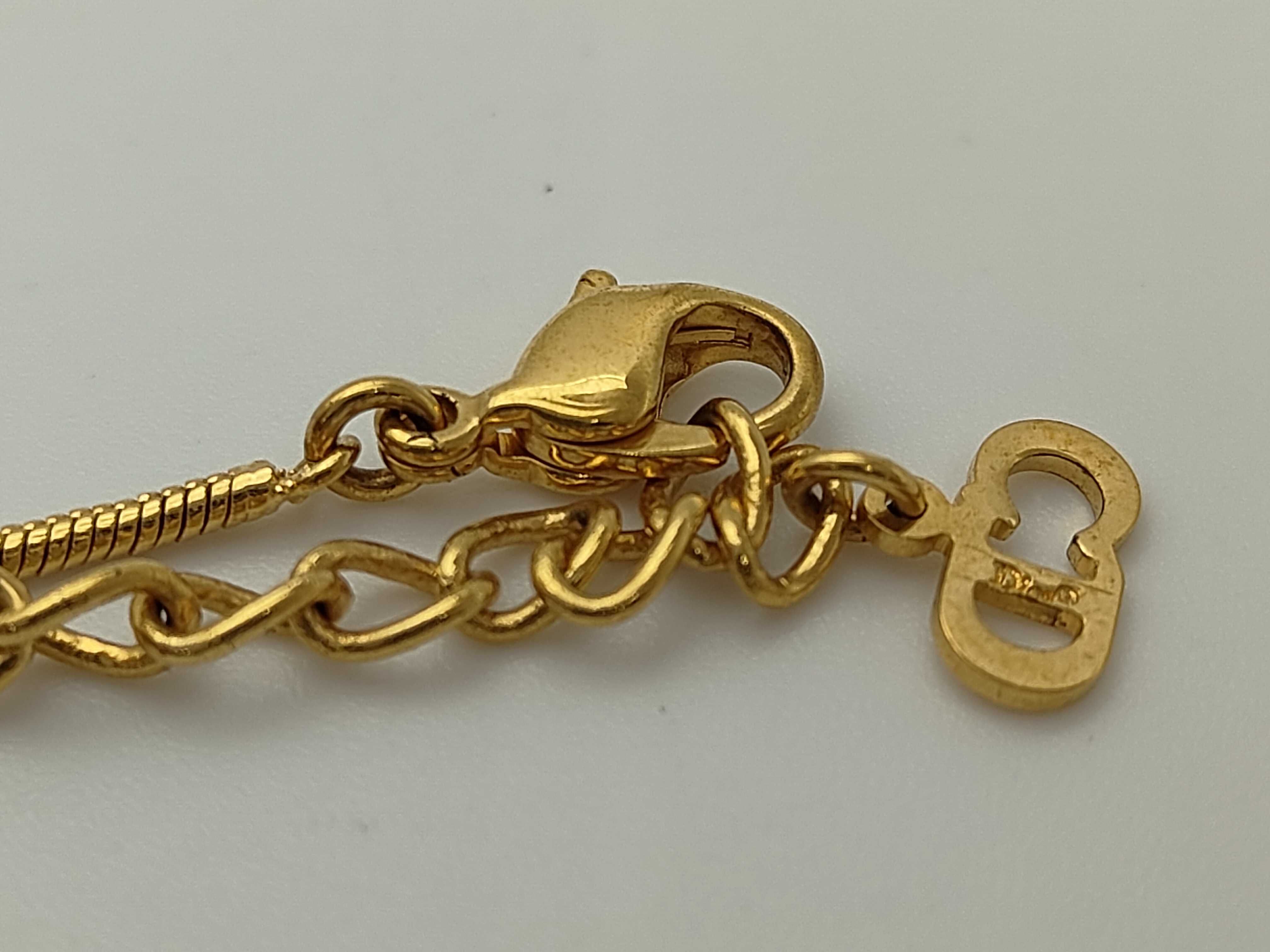 Christian Heart Motif Logo Gold Necklace — view 6