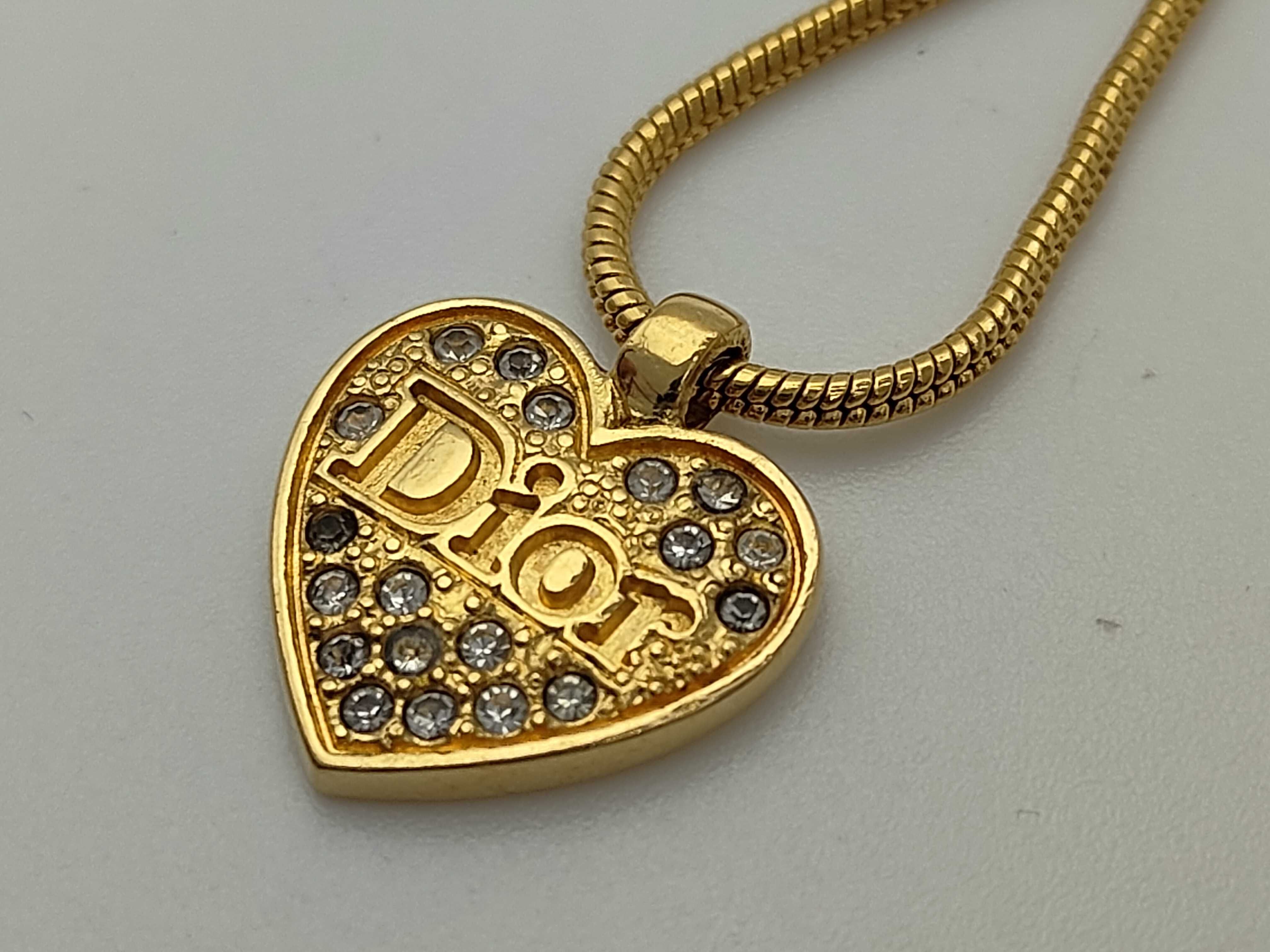 Christian Heart Motif Logo Gold Necklace — view 7