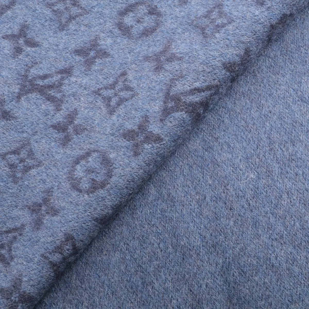 M70257 Echarpe Monogram Gradient GT0261 Muffler Wool x Cashmere Navy Thread Fuzz — view 2