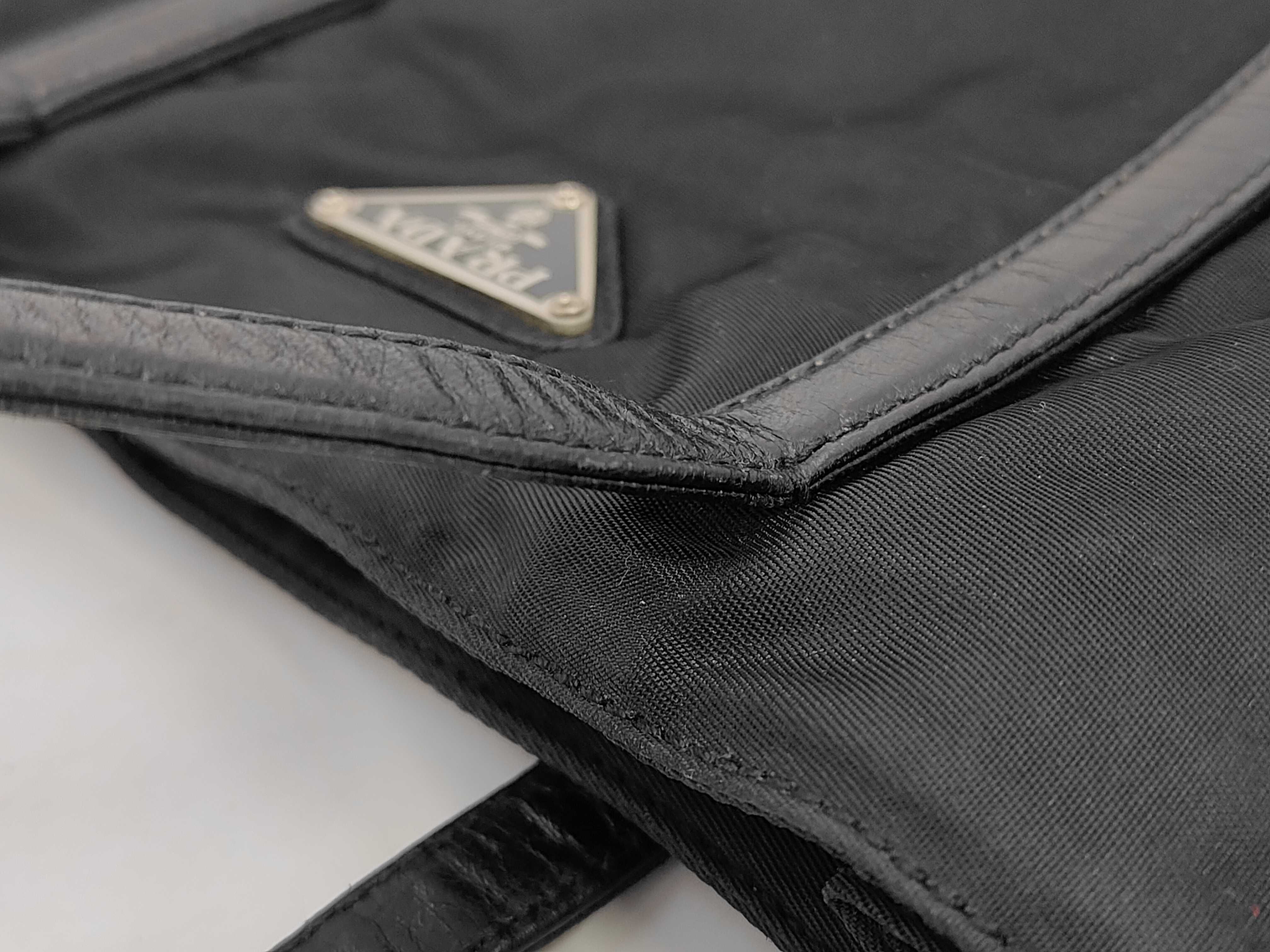Nylon Triangle Plate Tote Bag — view 5