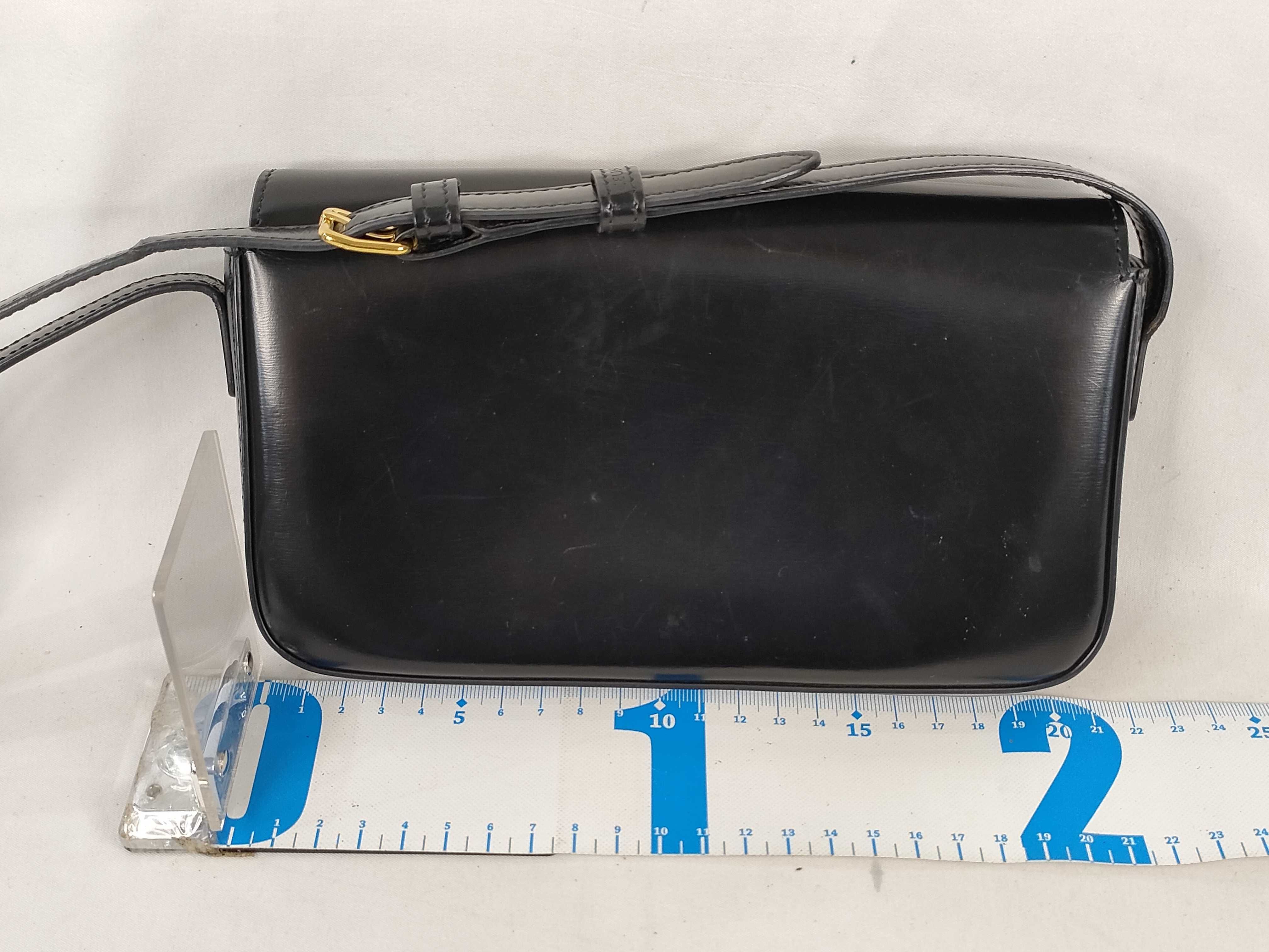 shoulder bag — view 2