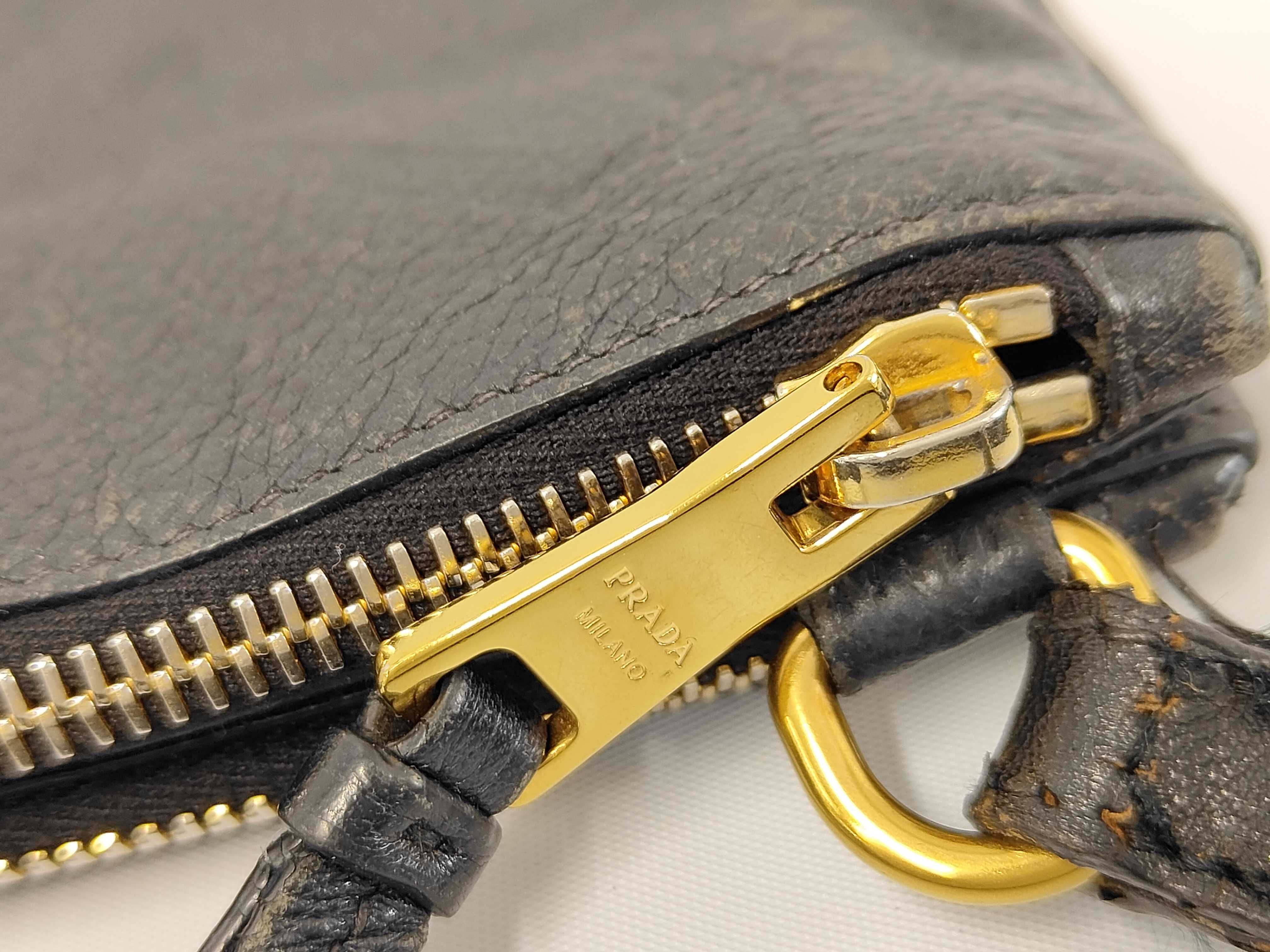 Vitello Shoulder Bag — view 8