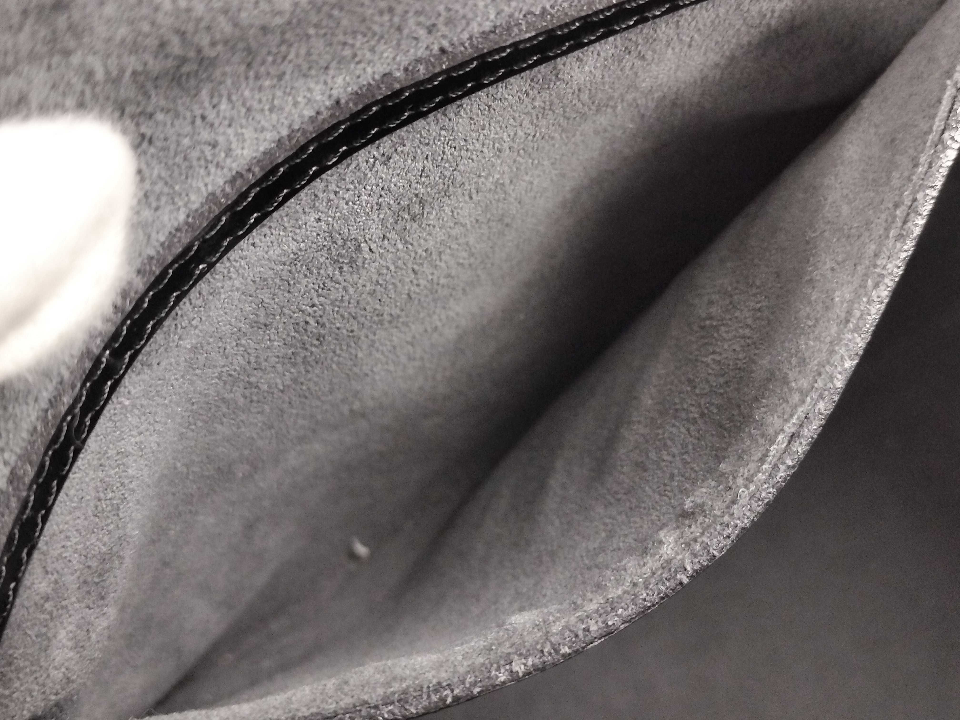 Epi Alma M52142 Black MI0947 Handbag — view 11