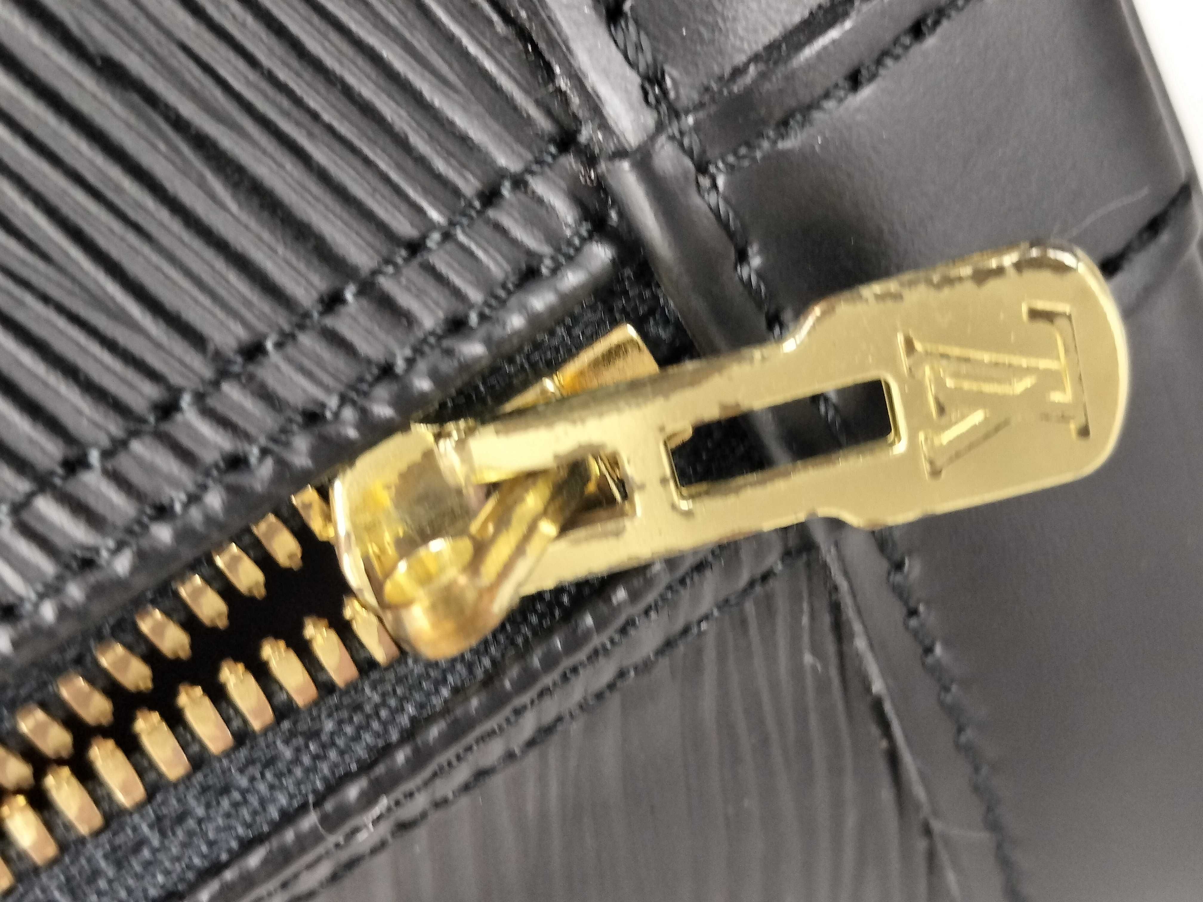 Epi Alma M52142 Black MI0947 Handbag — view 14