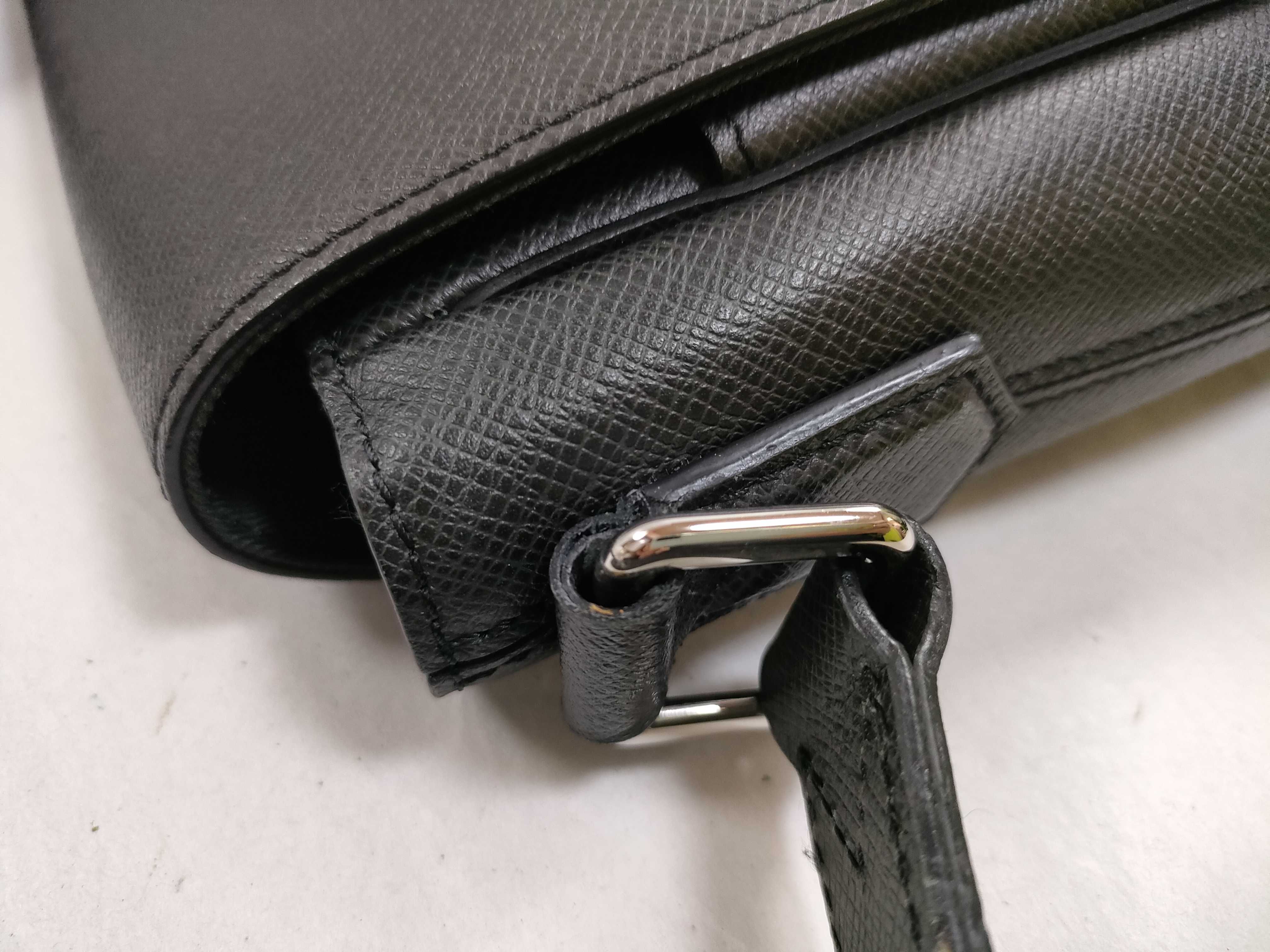 Taiga Shoulder Bag — view 5