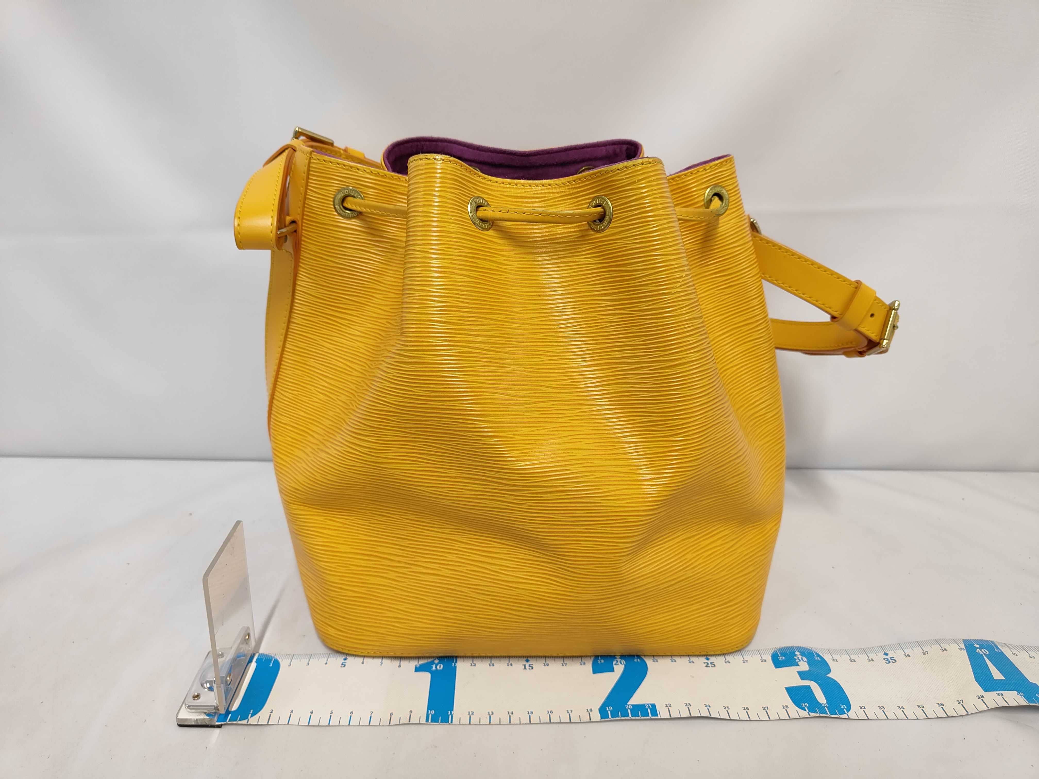 Noe Shoulder Bag — view 2