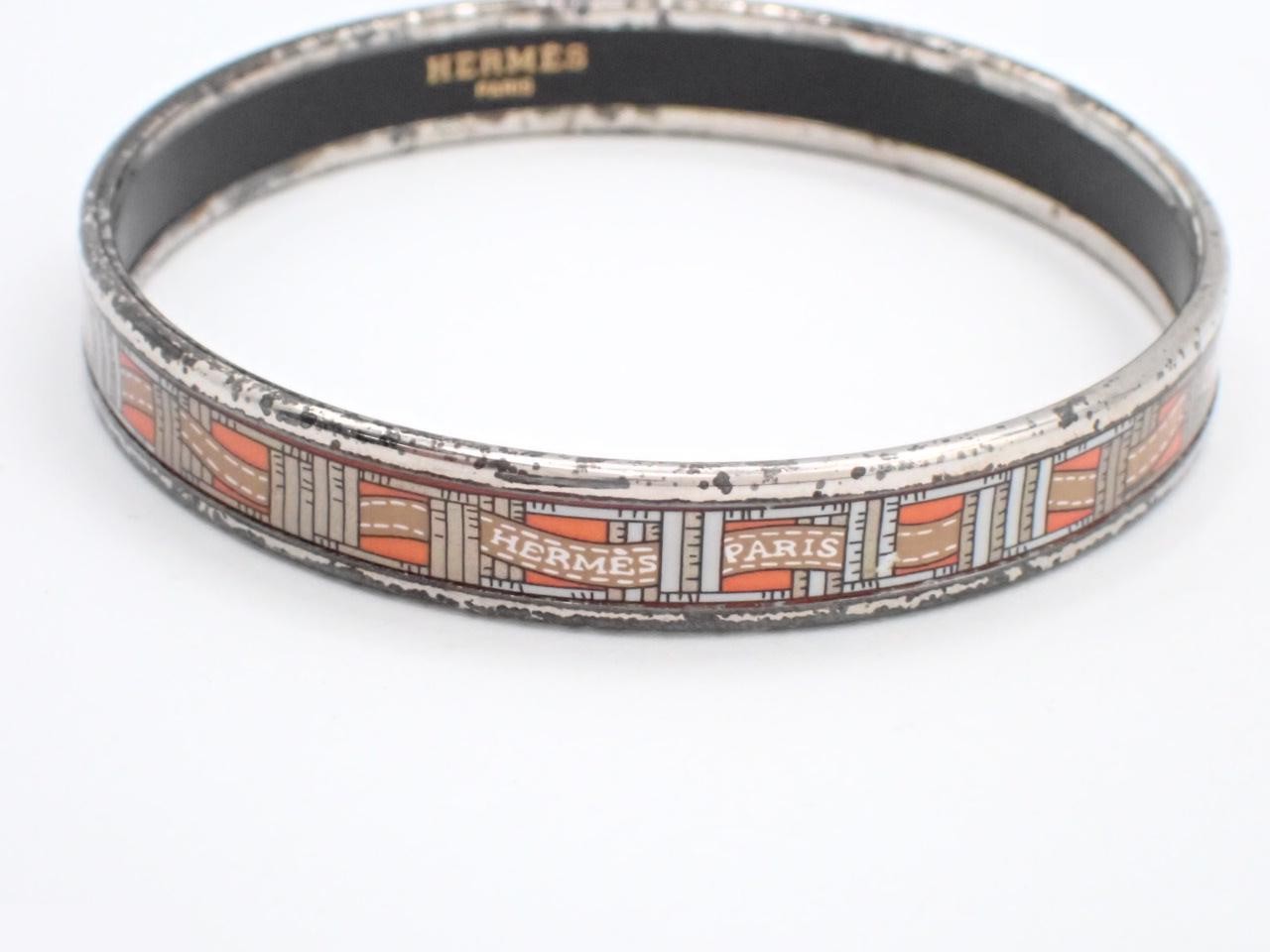 Bangle, wrist circumference approximately 19.5 cm — view 3