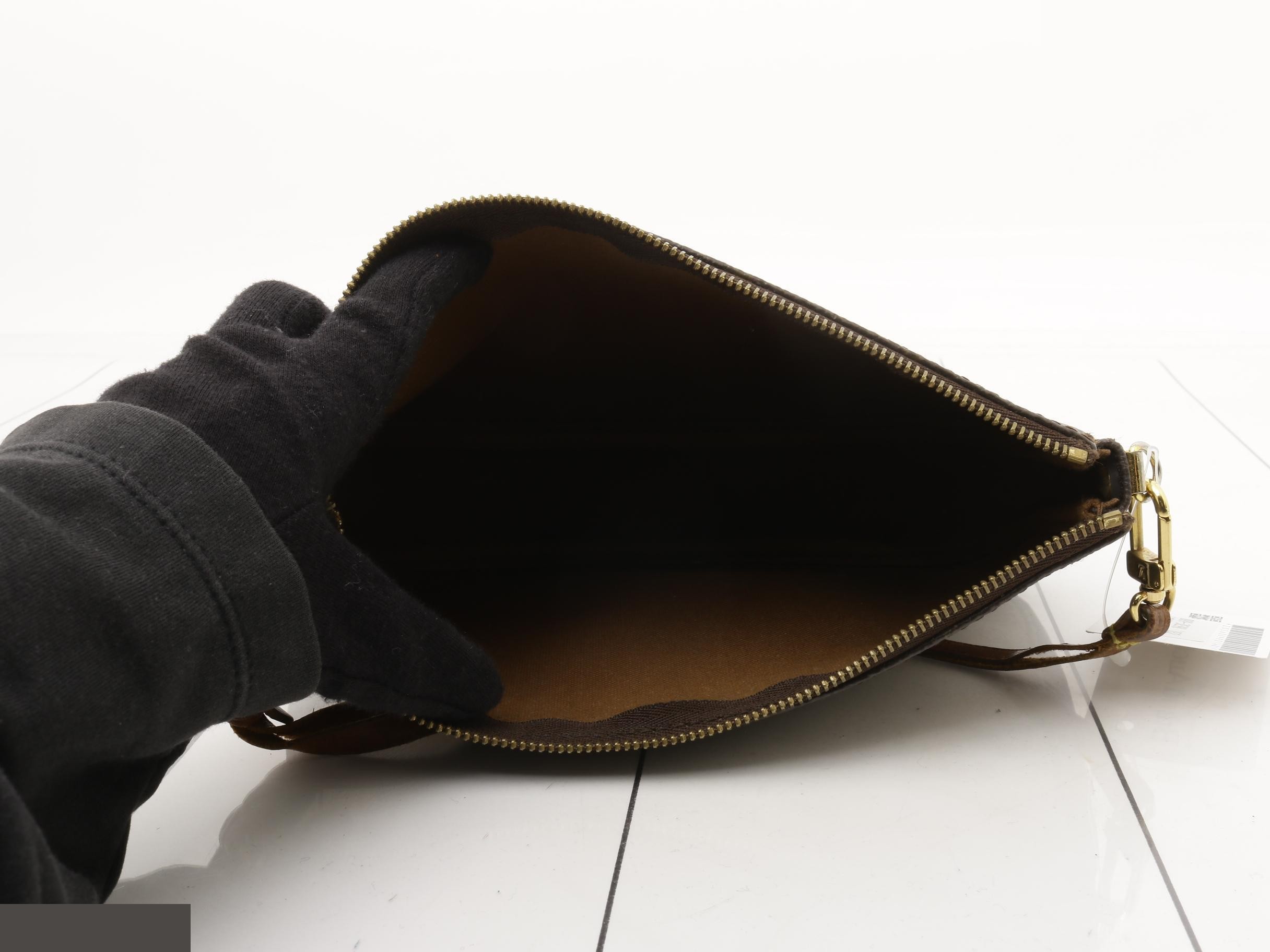 LV Monogram Pochette Accessoires (older model) handbag — view 4