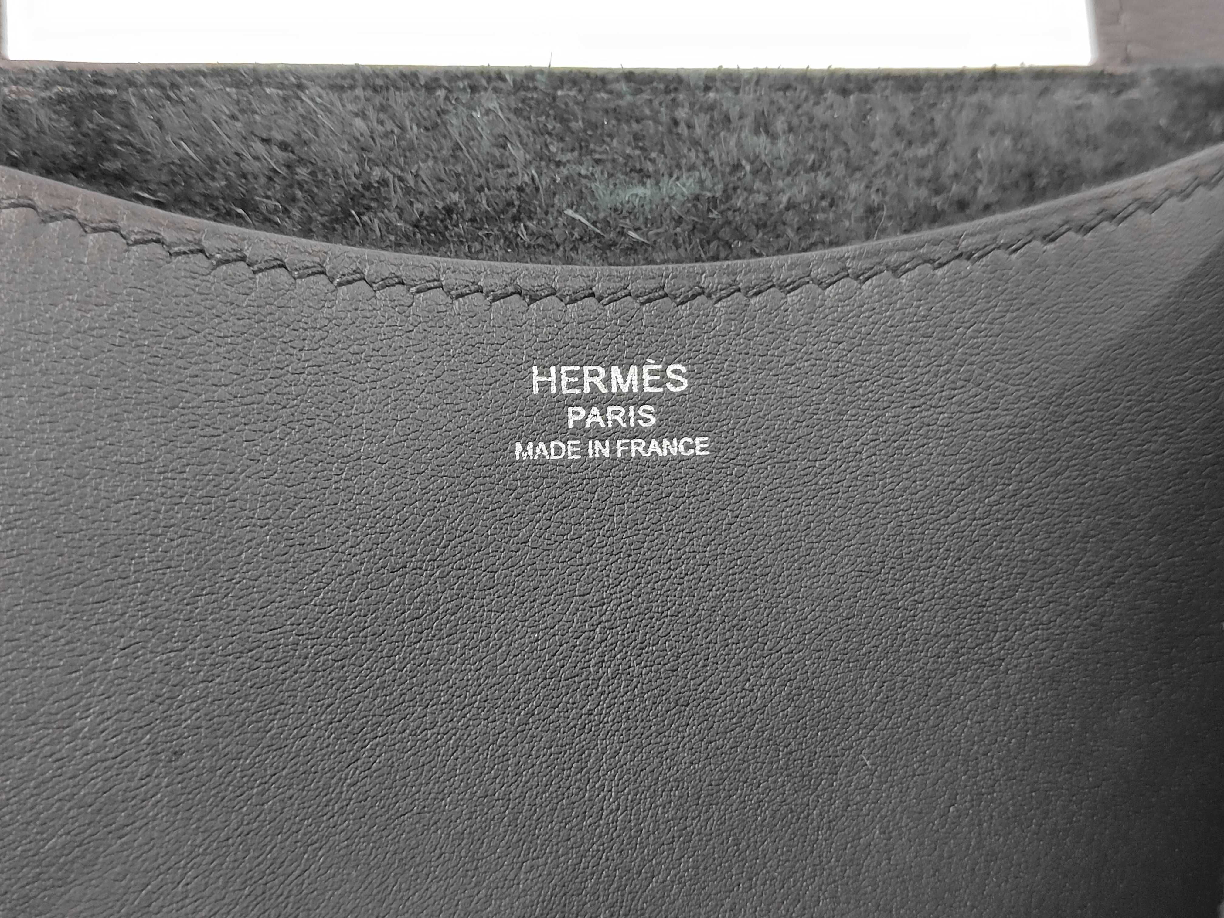 In the Loop 23 Handbag, Leather, B Stamp, Black Handbag — view 9