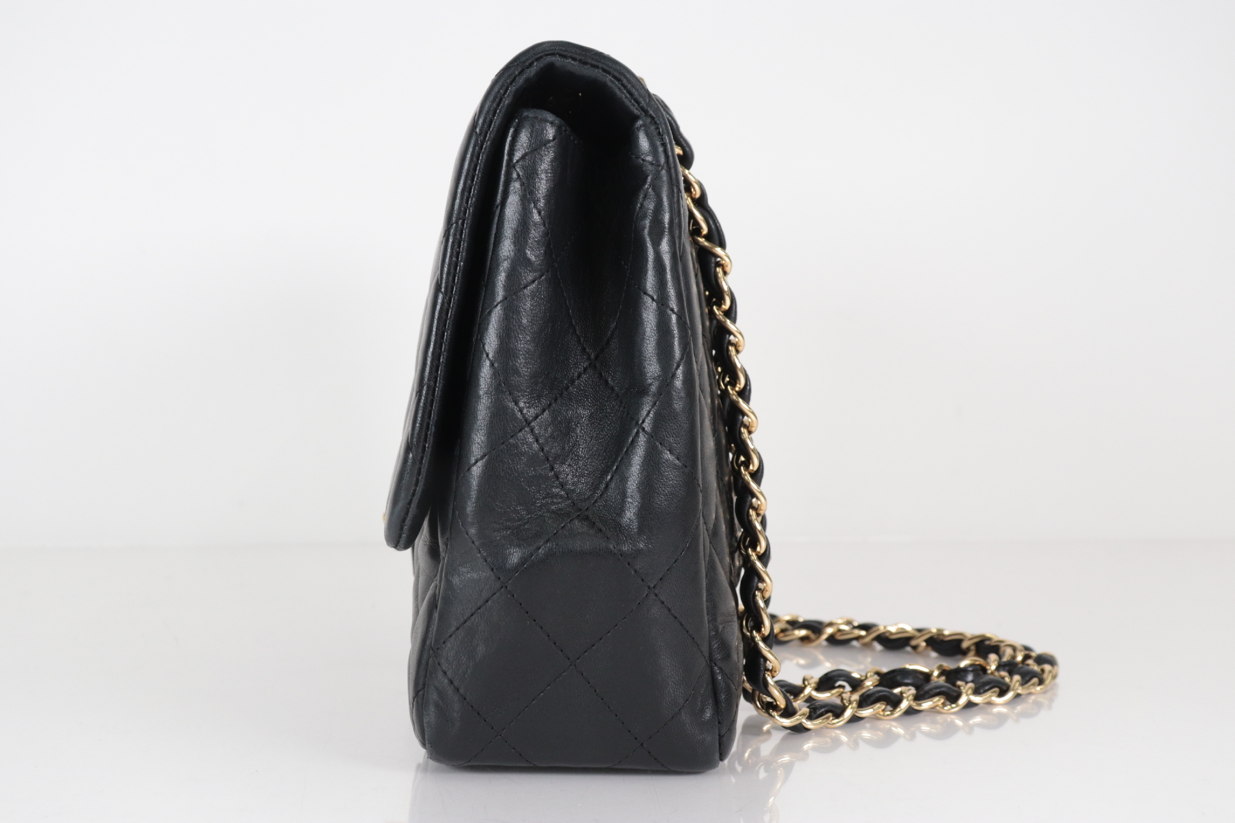 Lambskin Chain Shoulder Bag W30 (Serial Number 13) — view 4