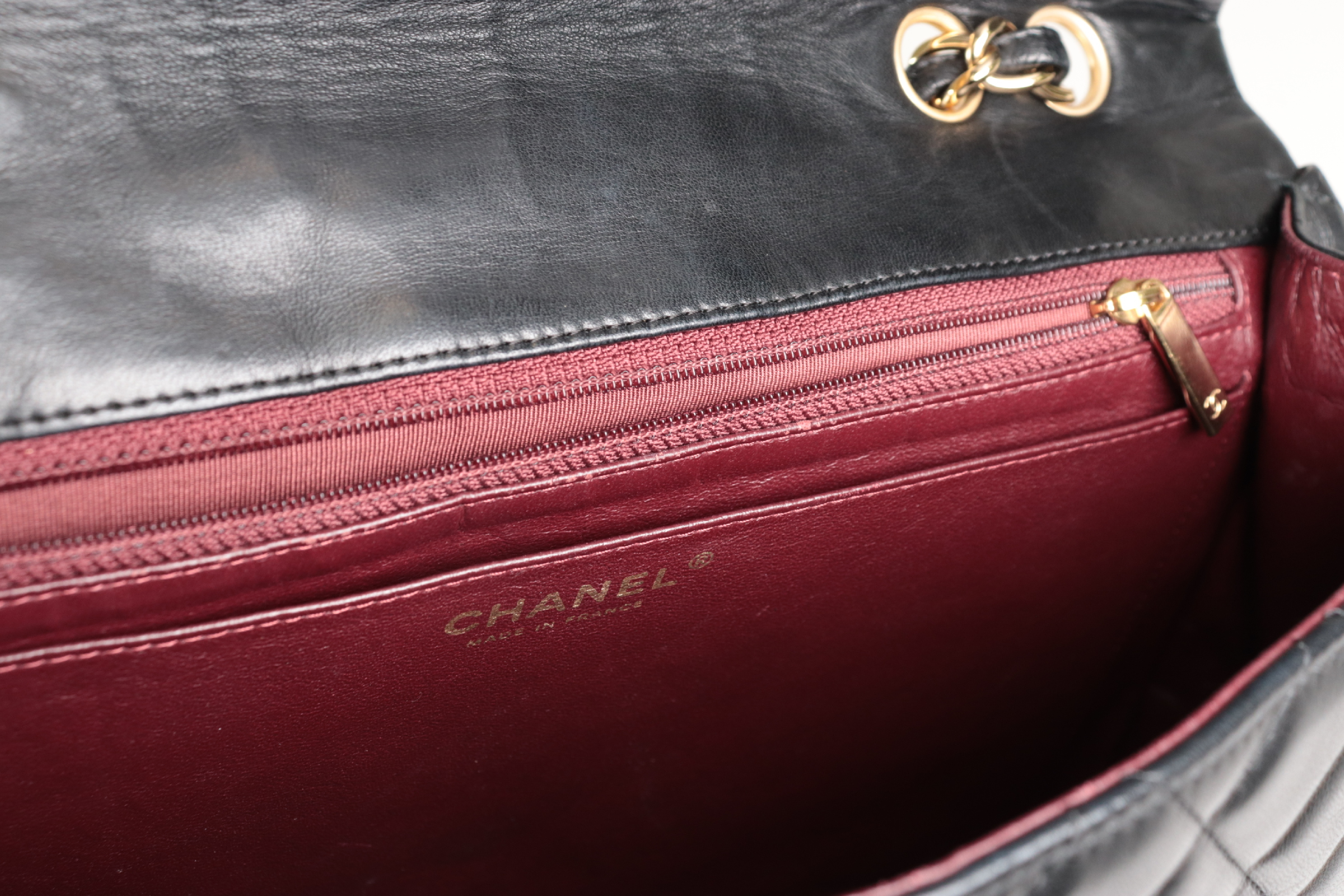Lambskin Chain Shoulder Bag W30 (Serial Number 13) — view 9