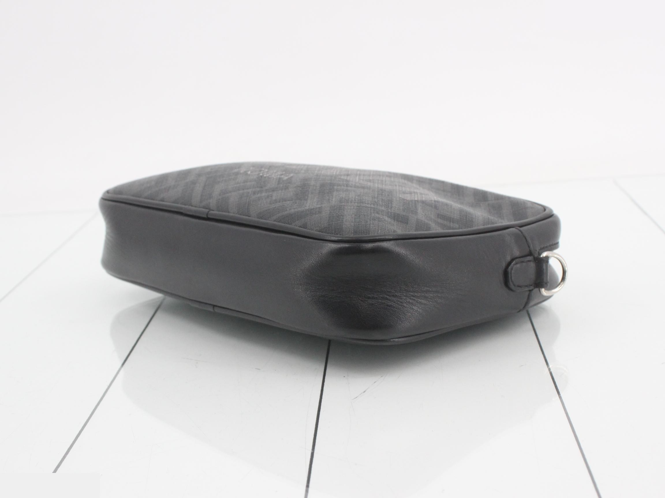 7M0286 ZUCCA Logo Second Bag, Leather, Black — view 6