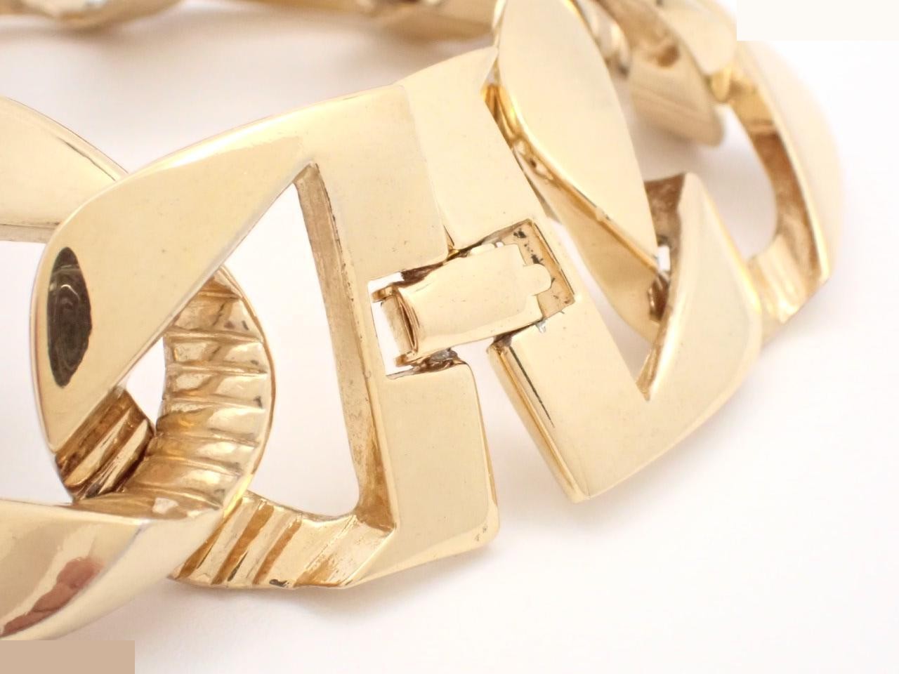 Other items: Precious metal bracelets and bangles (metal), wrist circumference approximately 17cm. — view 3
