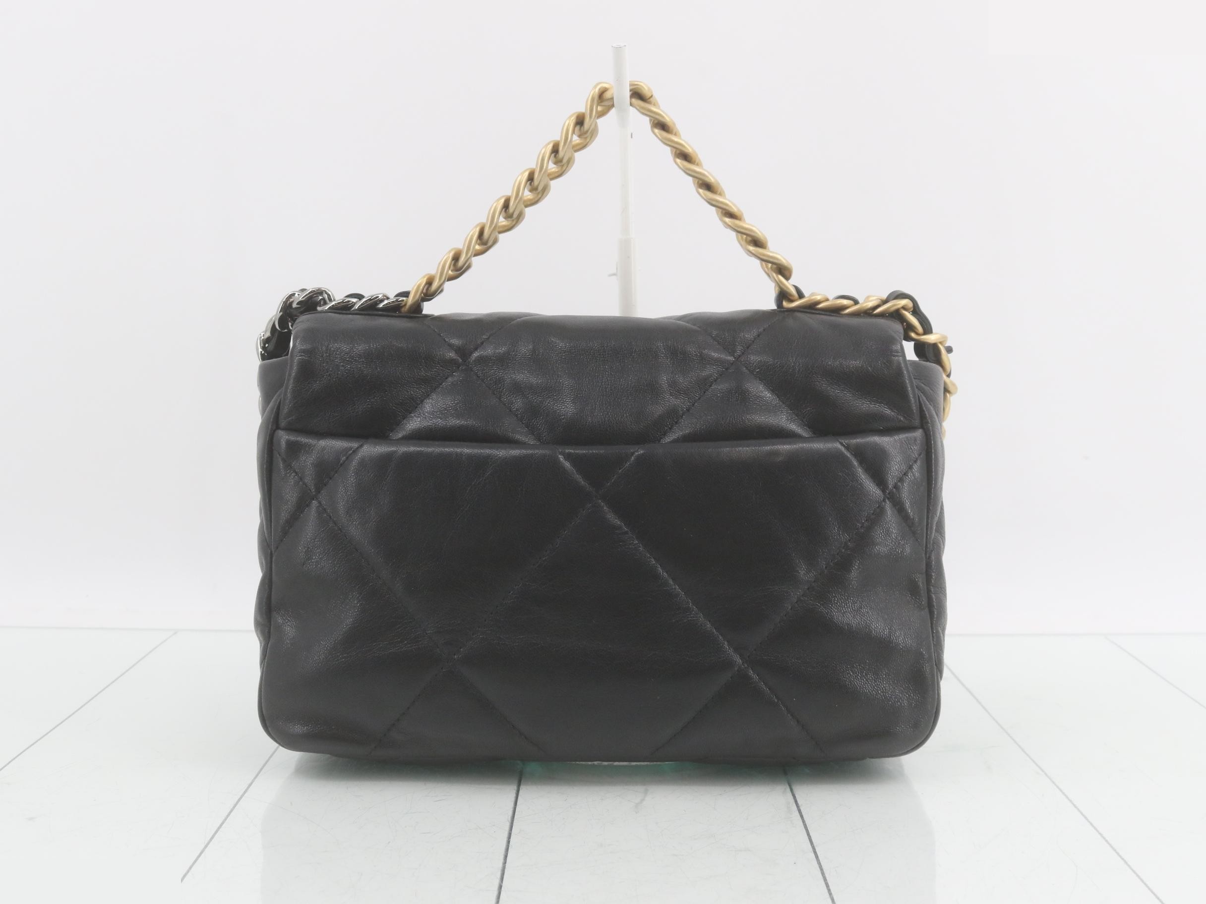 19 Black — view 2