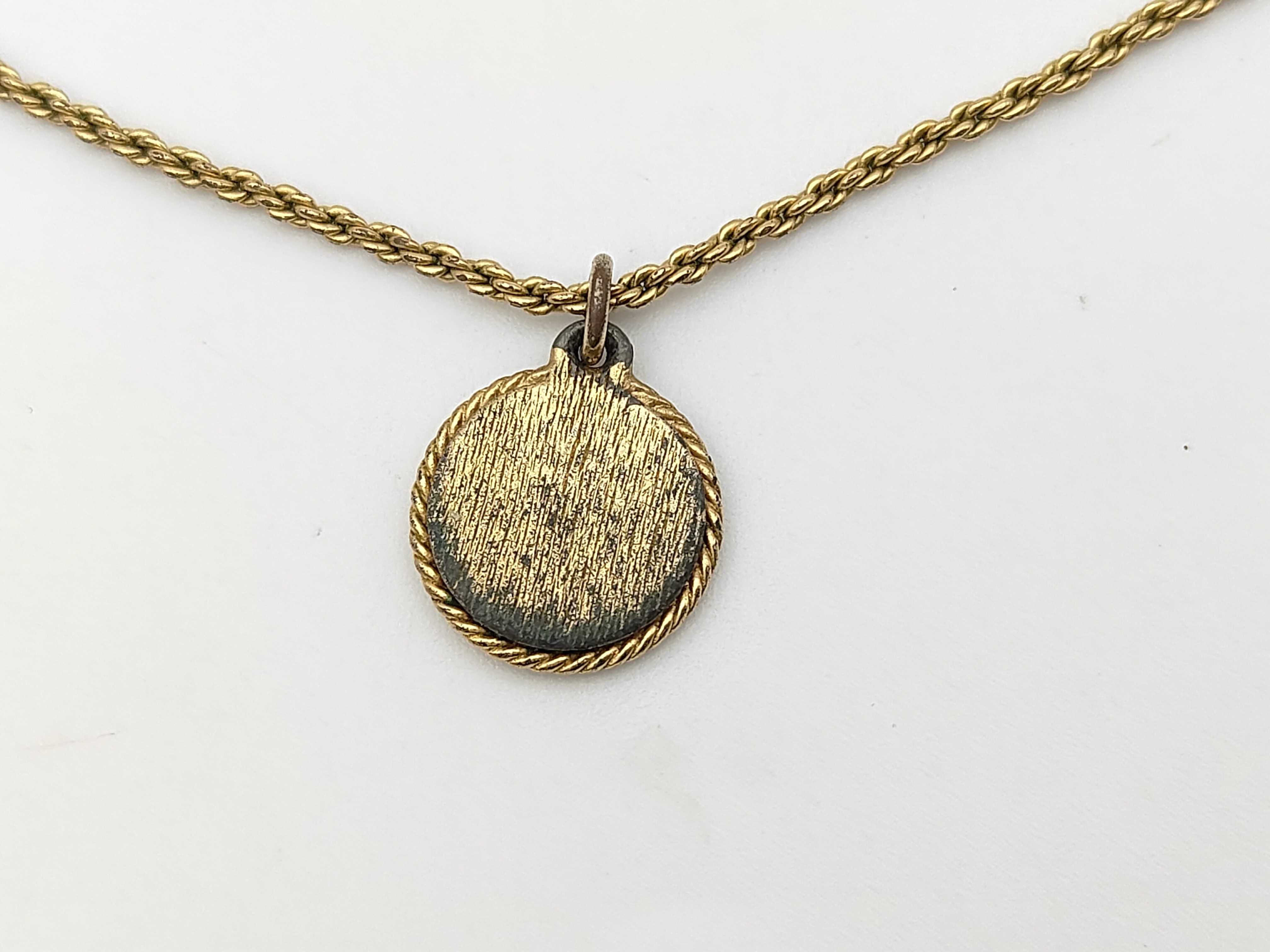 coin logo vintage rope chain gold necklace — view 2