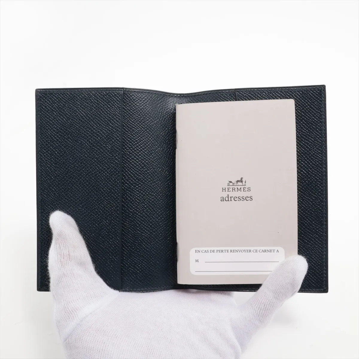 Agenda Mini, Veau Epsom leather, notebook cover, navy, silver hardware, D: 2000, notebook included. — view 3