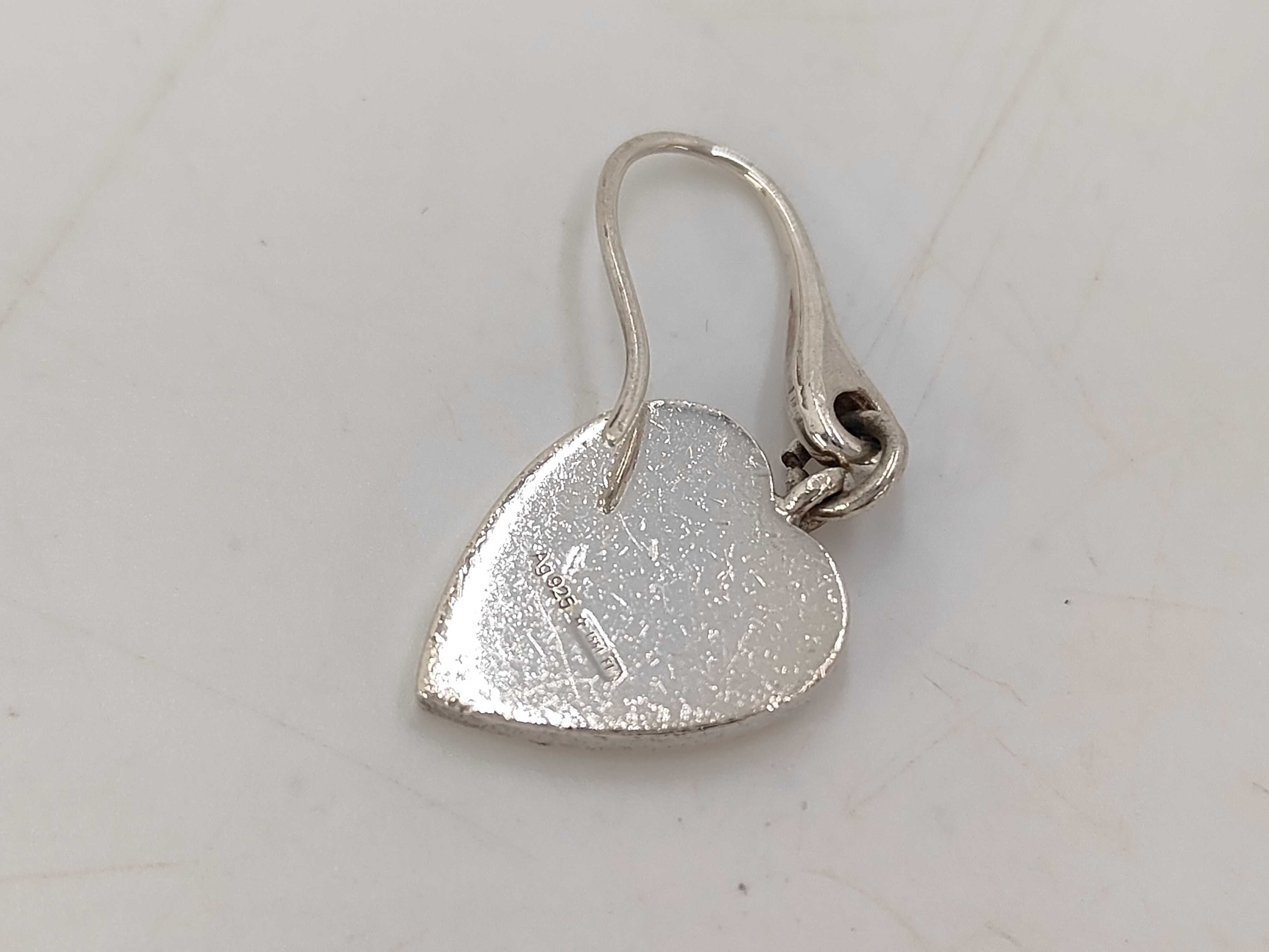 trademark heart hook earring (single earring) — view 3
