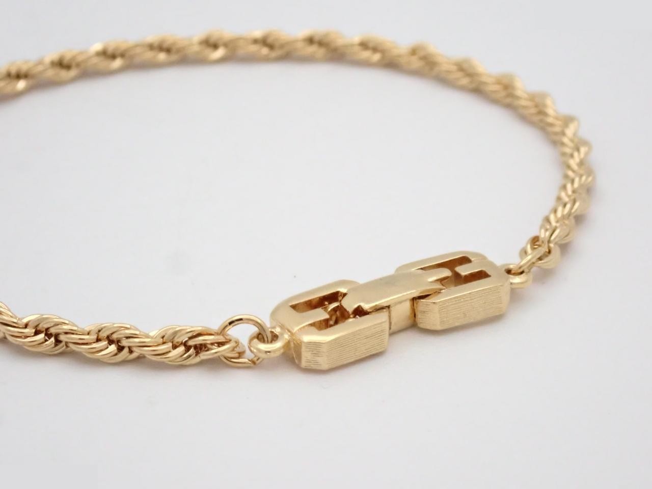 Other items: Precious metal bracelets and bangles (metal), wrist circumference approximately 17cm. — view 3
