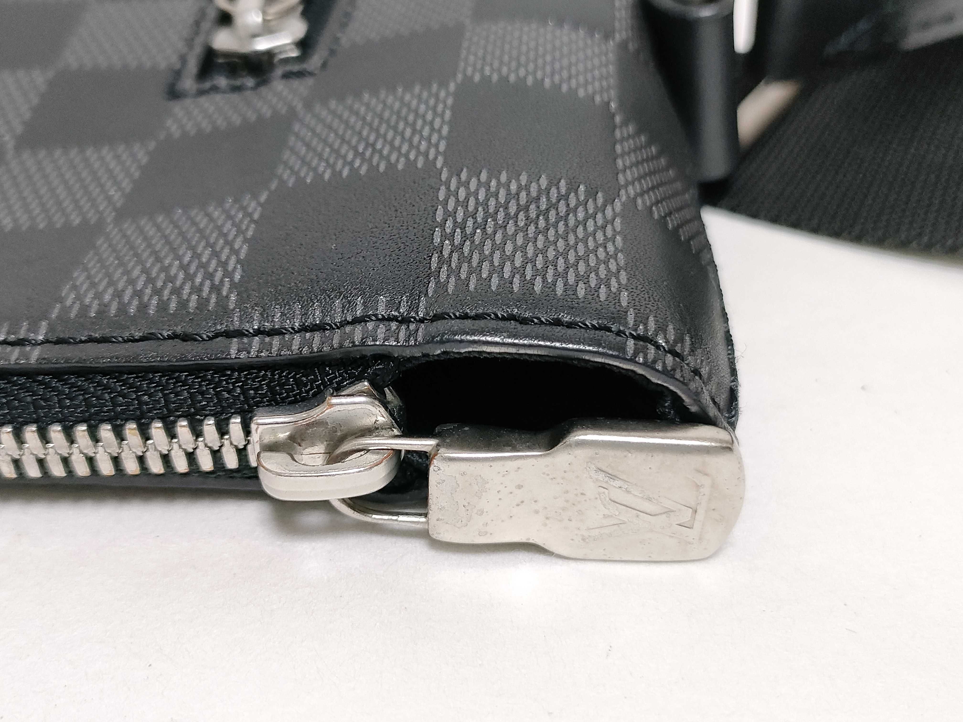Damier Infini 3D Discovery Messenger BB N42418 Black CA2179 Shoulder Bag — view 14