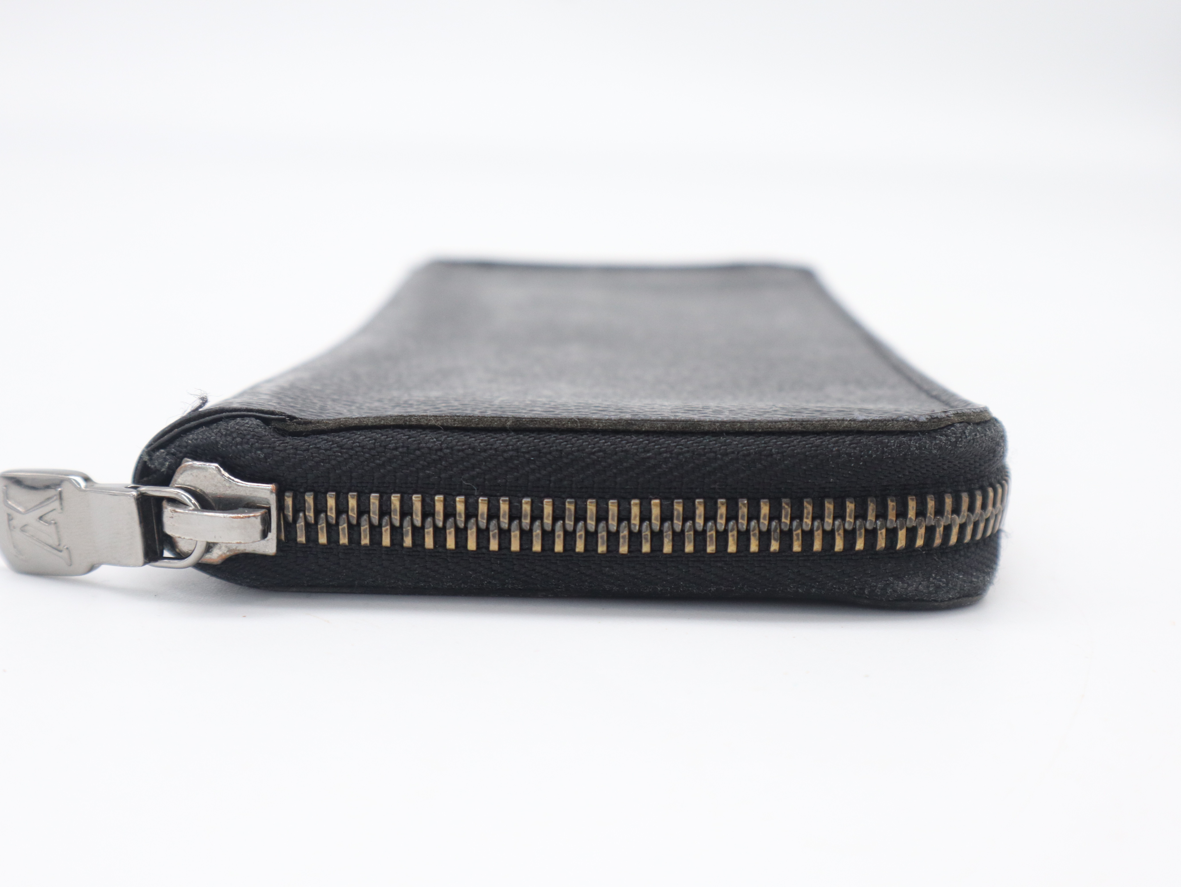 M62295 Monogram Eclipse Zippy Wallet Vertical — view 3
