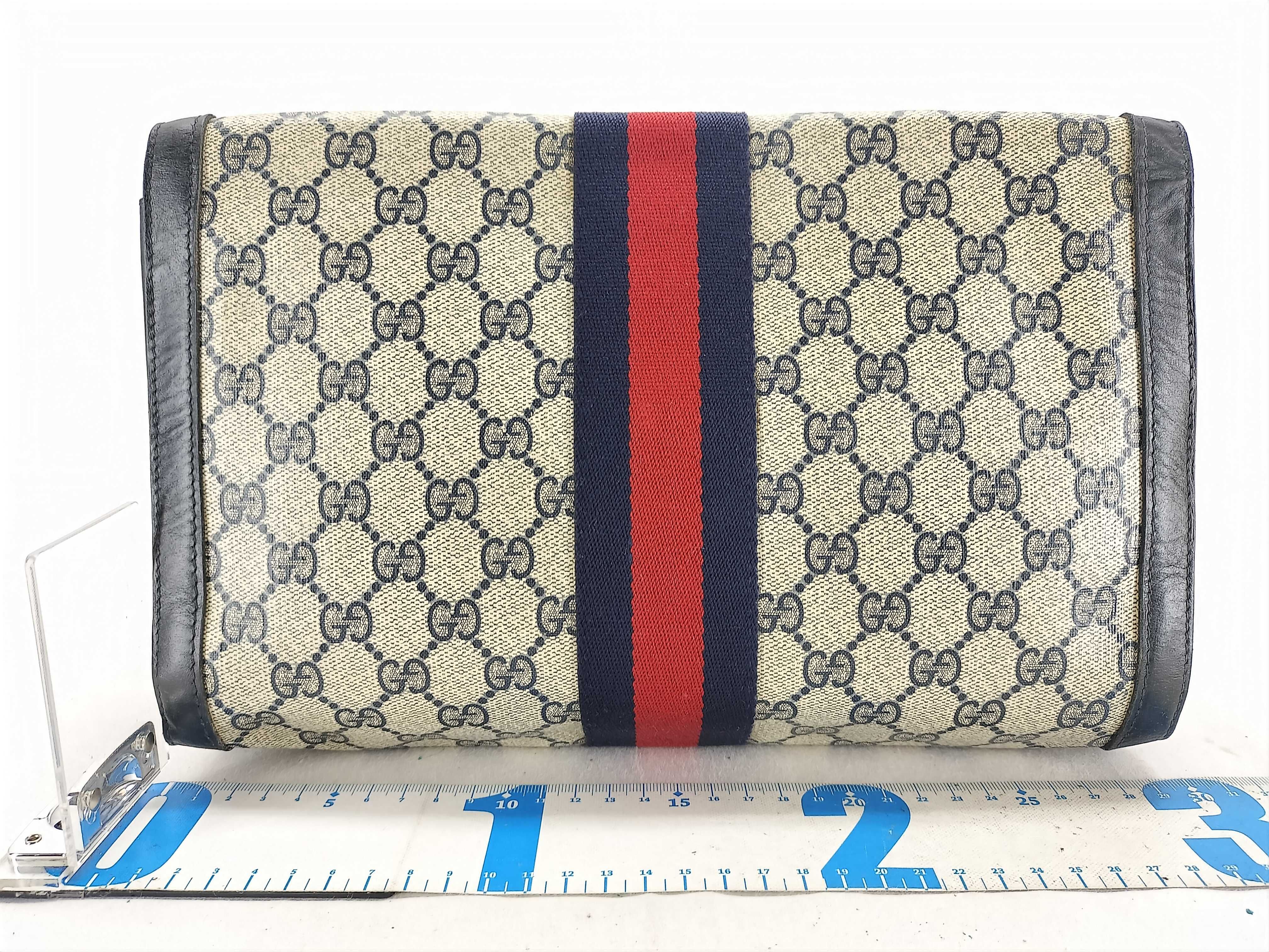 Old GG Supreme Sherry Clutch Bag — view 2
