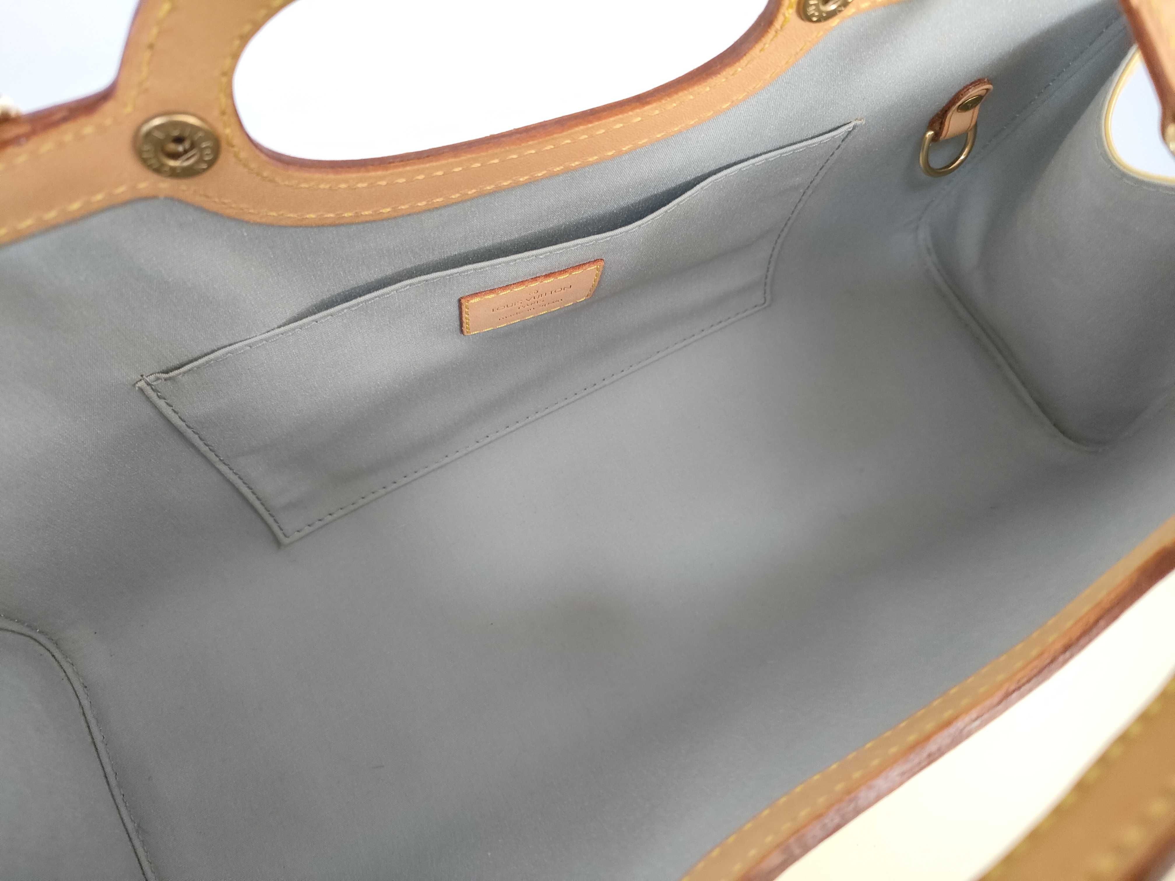 Vernis Roxbury Drive Handbag — view 9