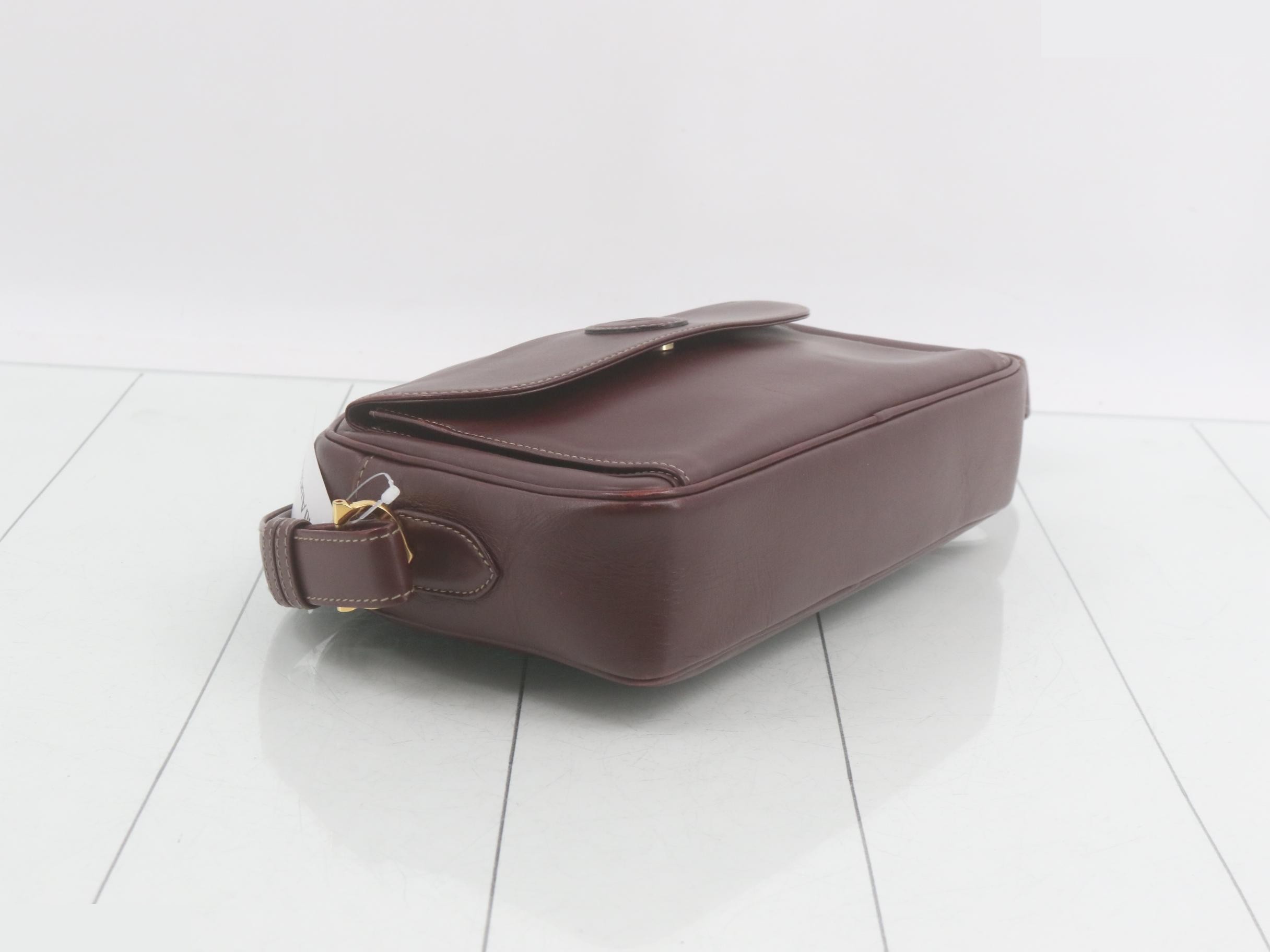 Must Shoulder Bag, Bordeaux Leather — view 5
