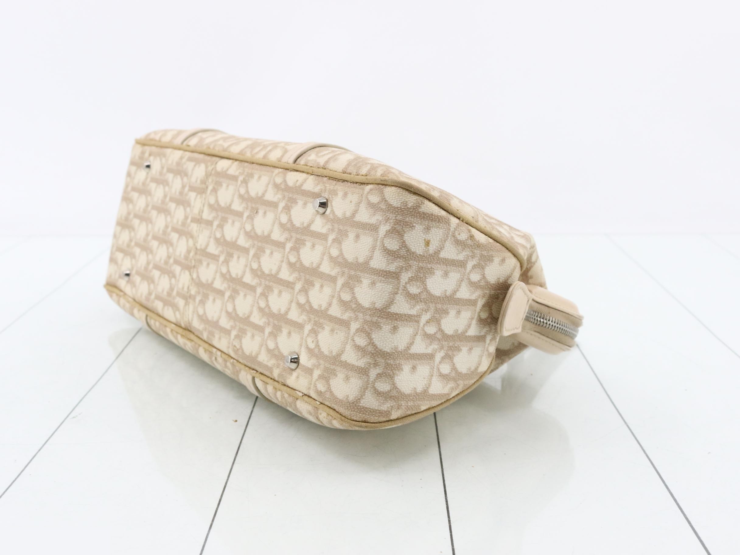 Romantic Trotter Handbag — view 6