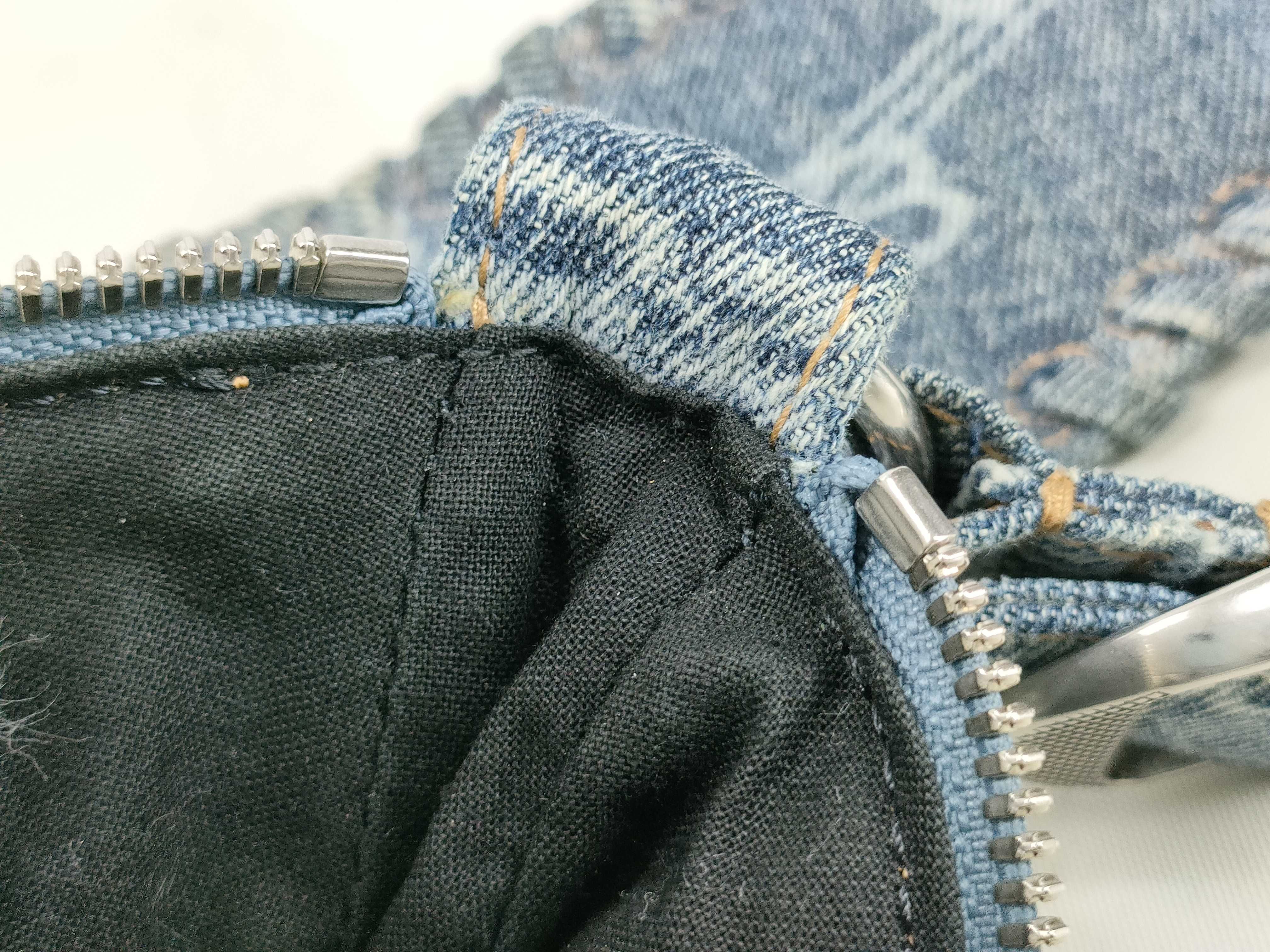 Lucagol Denim Shoulder Bag — view 10