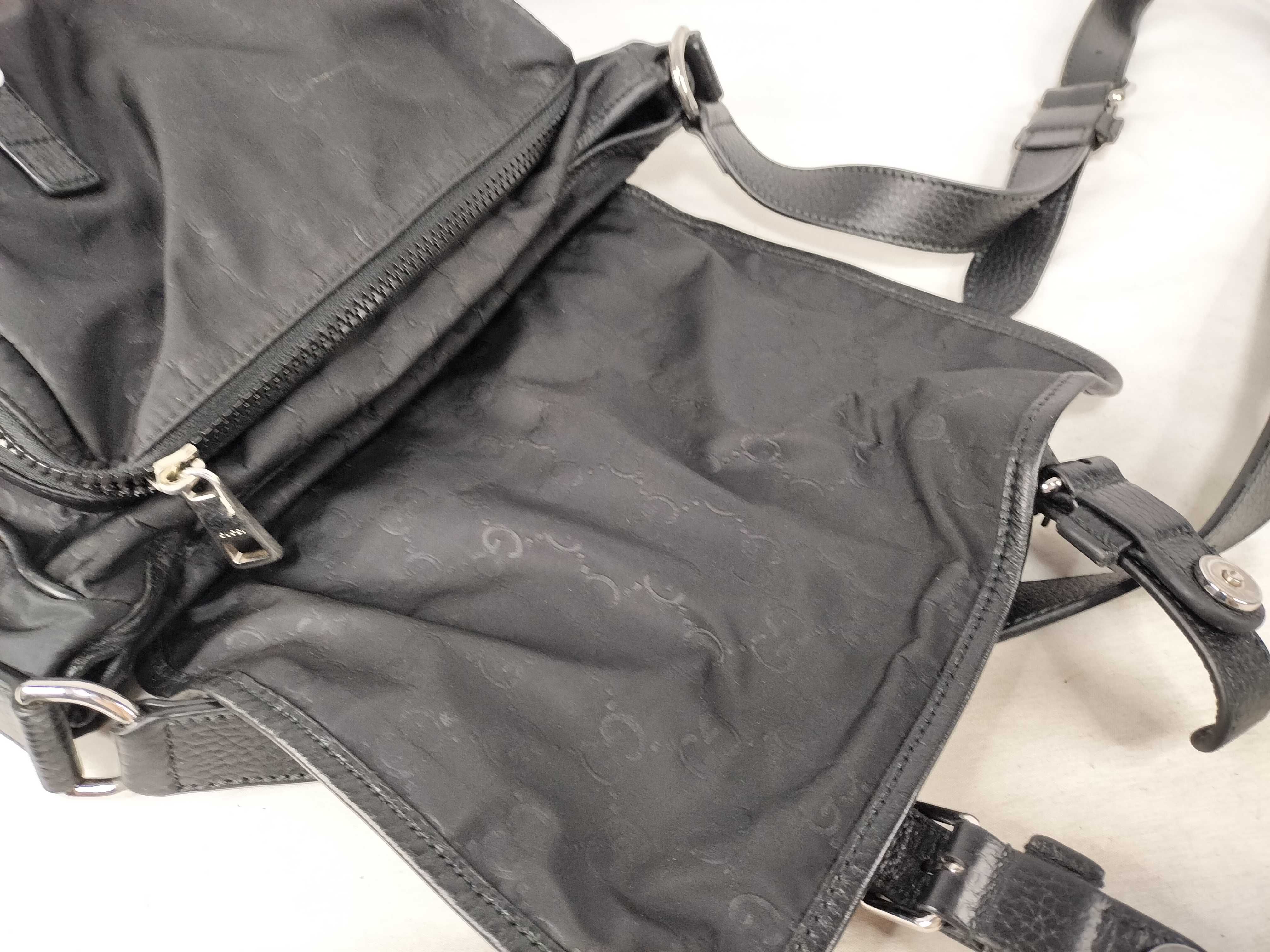 GG Gucci Messenger Shoulder Bag — view 8