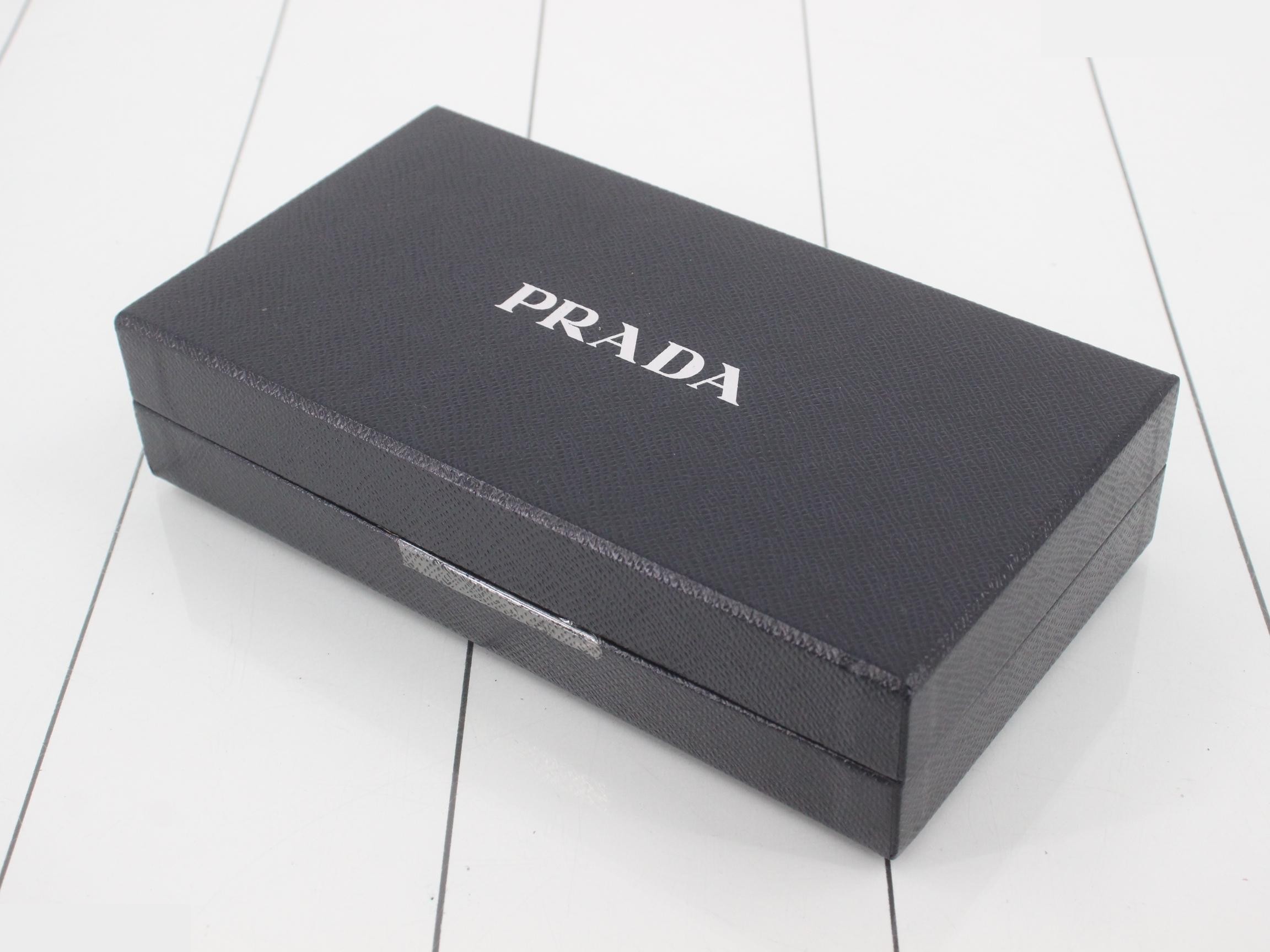 Big Logo Round Zipper Long Wallet — view 5