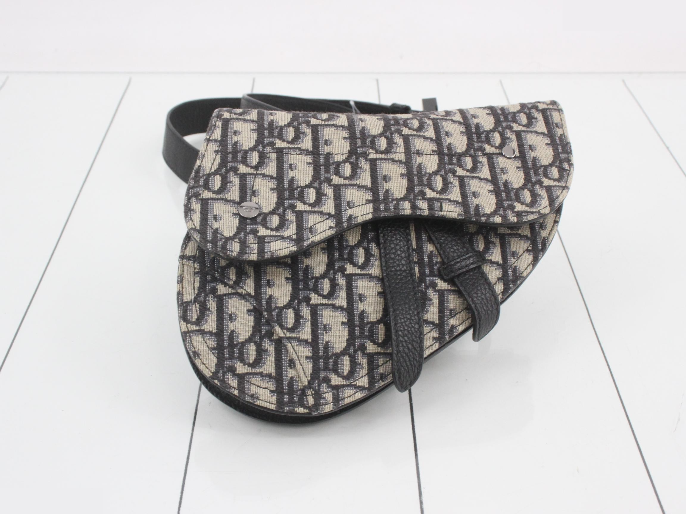 Oblique Shoulder Bag