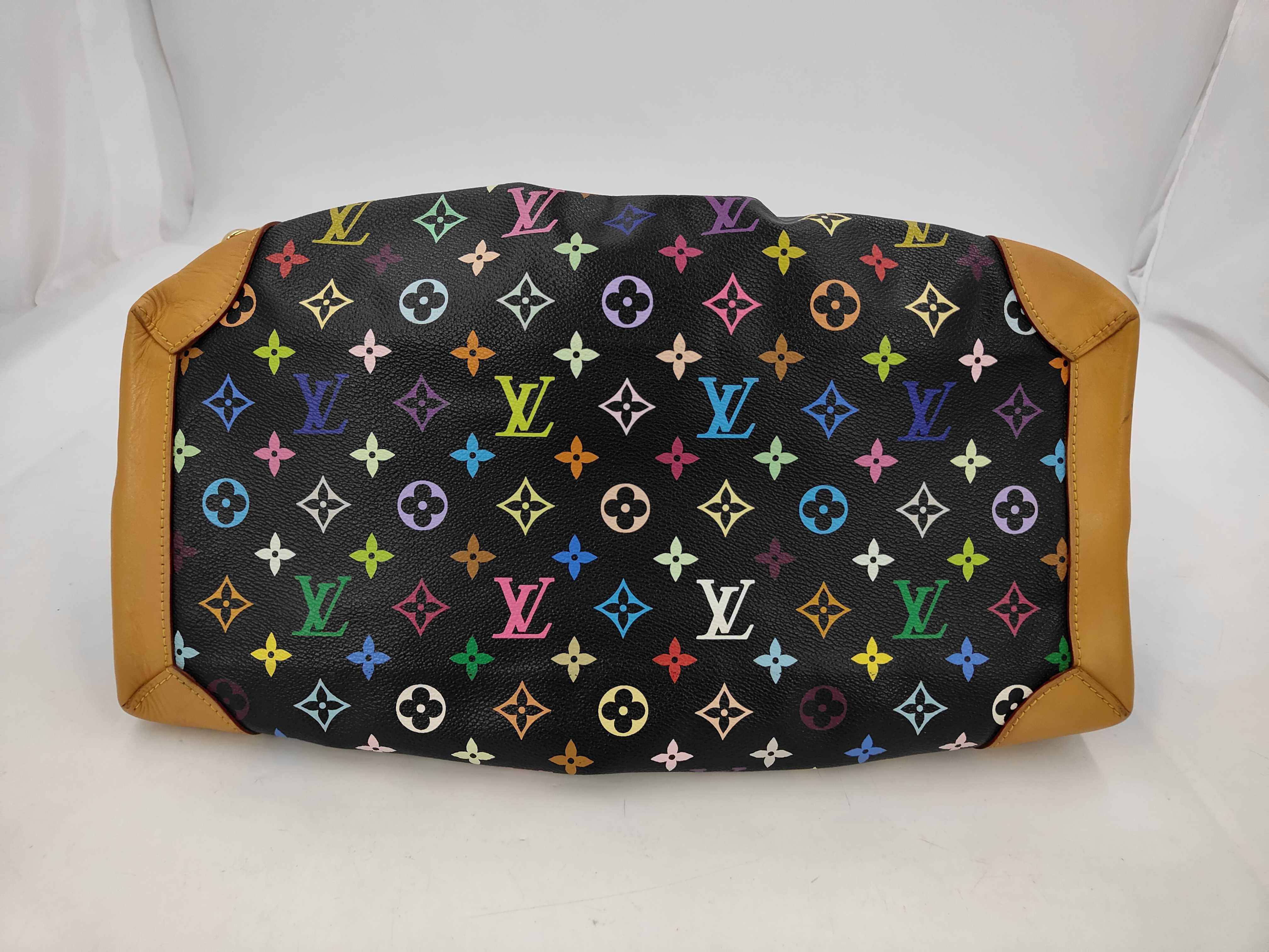 LV Bag Shoulder Bag — view 4