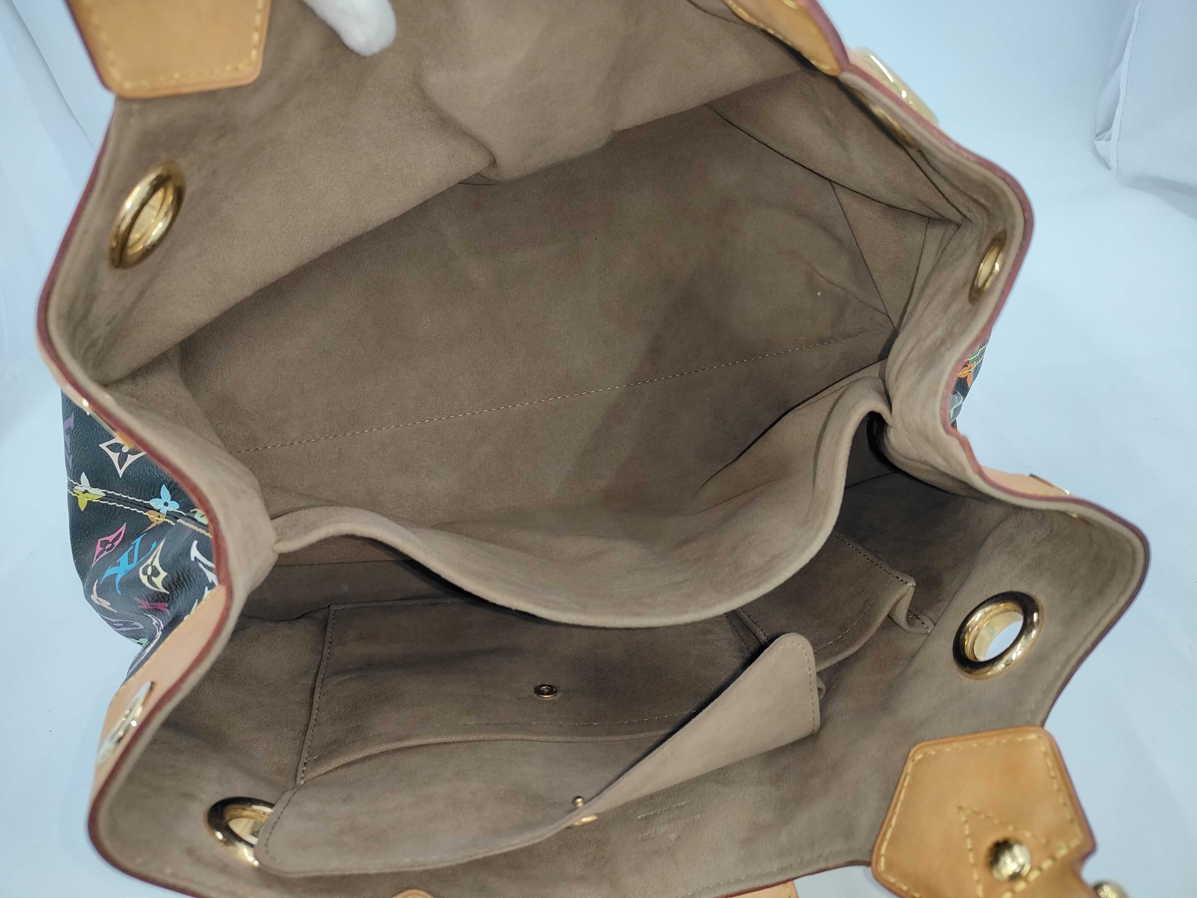 LV Bag Shoulder Bag — view 9