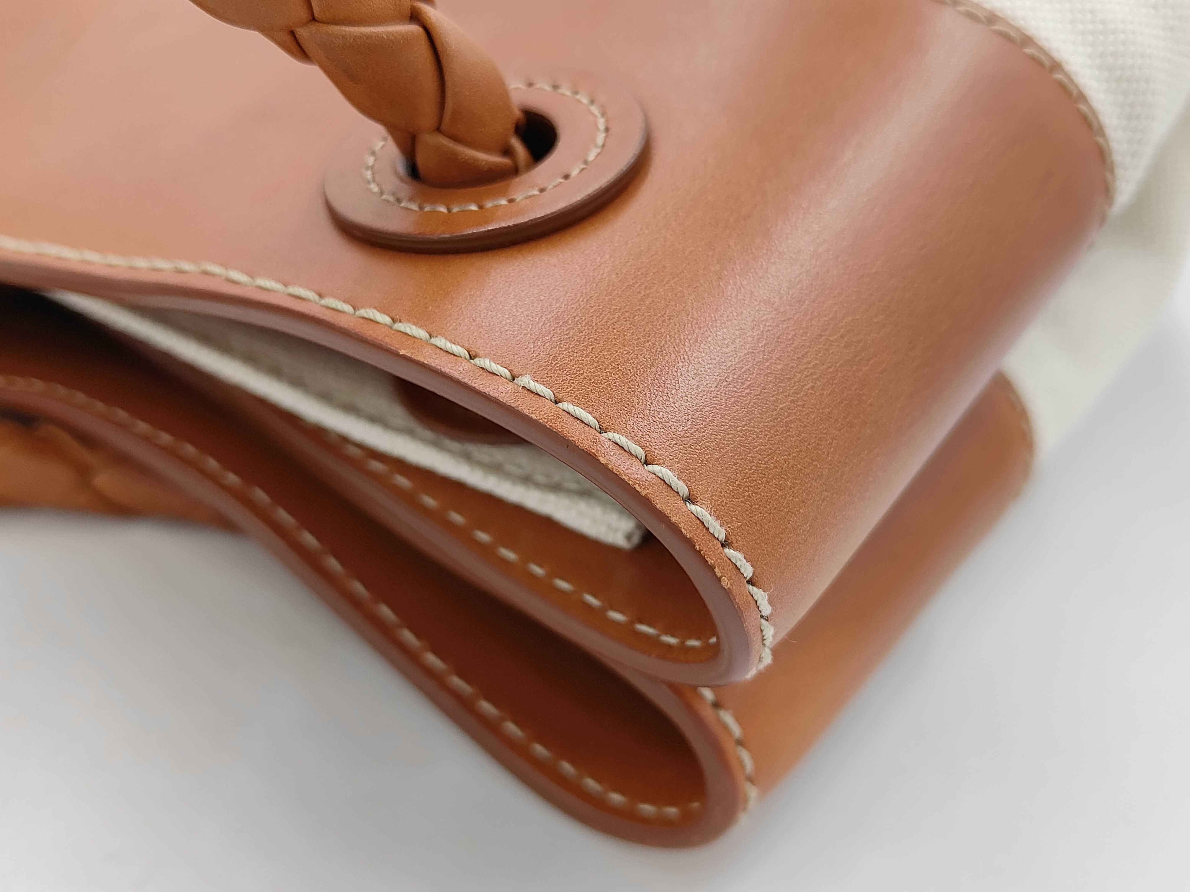 Intrecciato Andiamo 2-Way Handbag — view 11